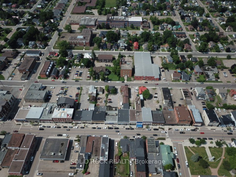 188 Raglan Street S Property Photo 24