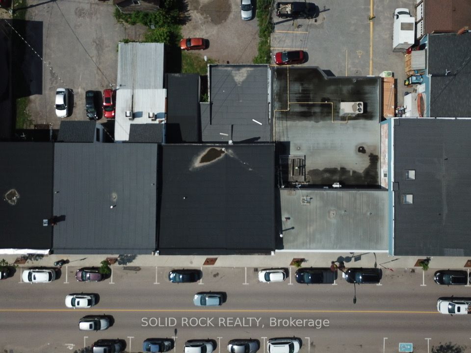 188 Raglan Street S Property Photo 25