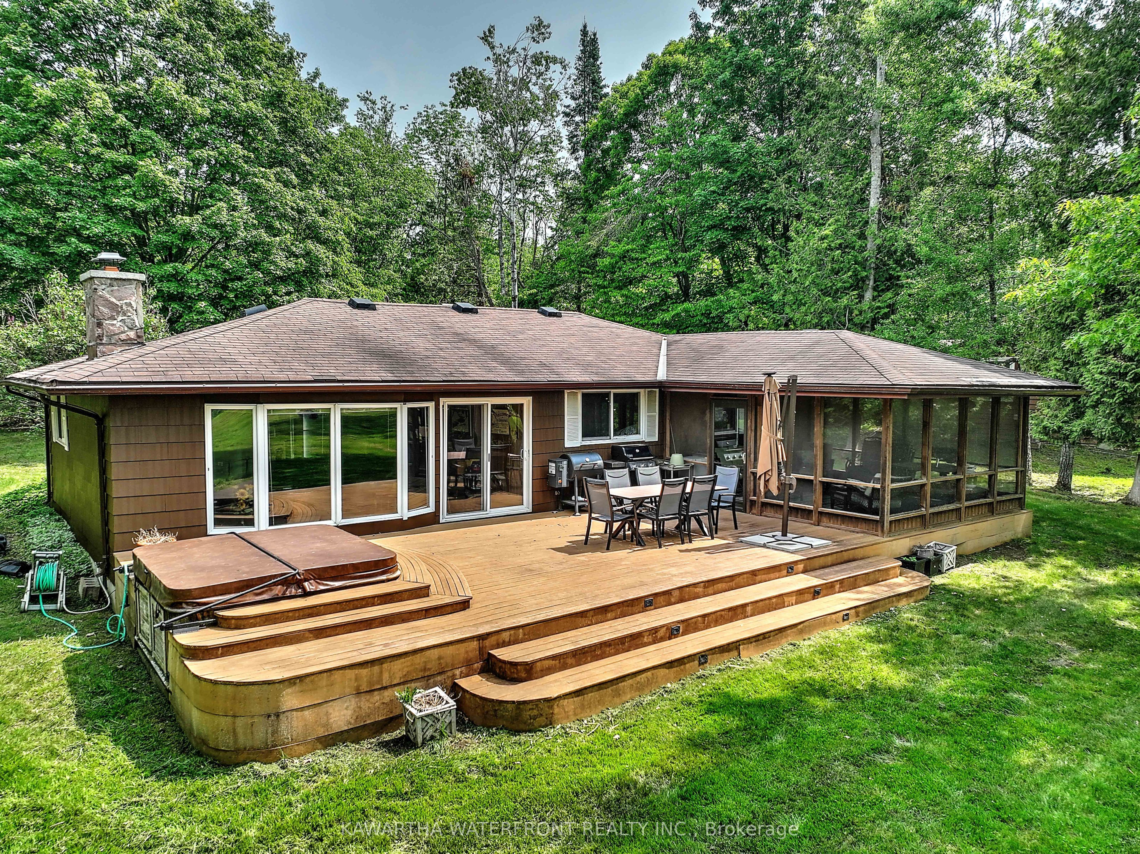 32 S Fork Dr Property Photo 1