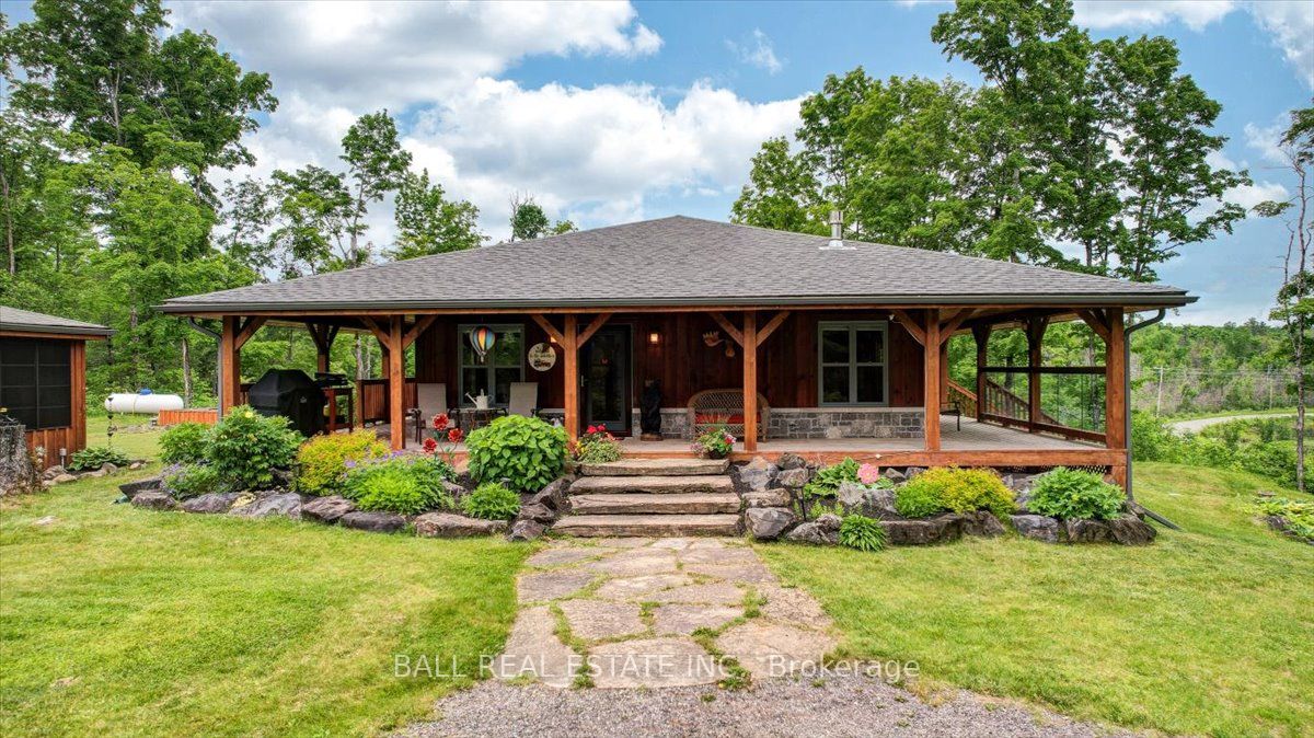 944 Steenburg Lake Road Property Photo 1