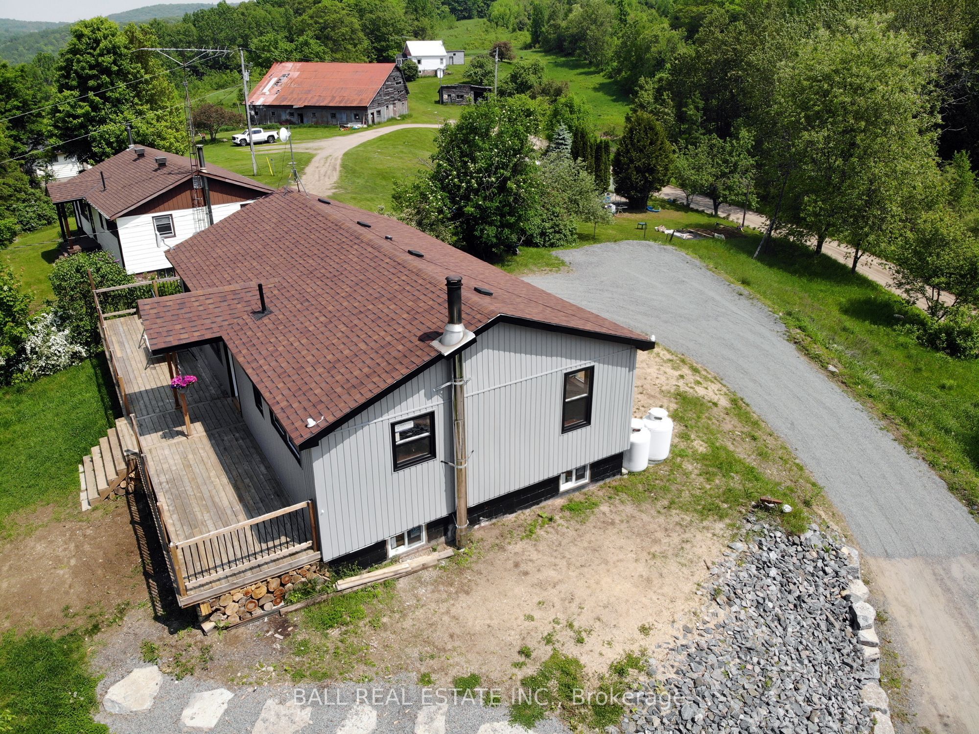 99 Moore Lane Property Photo 2