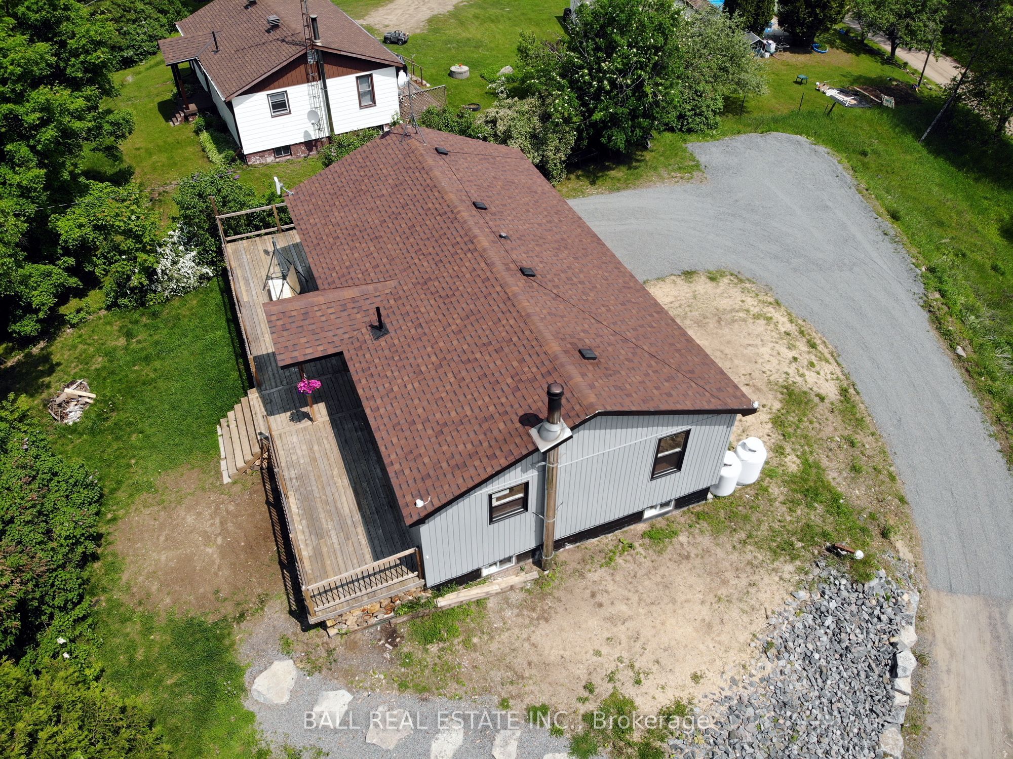 99 Moore Lane Property Photo 3