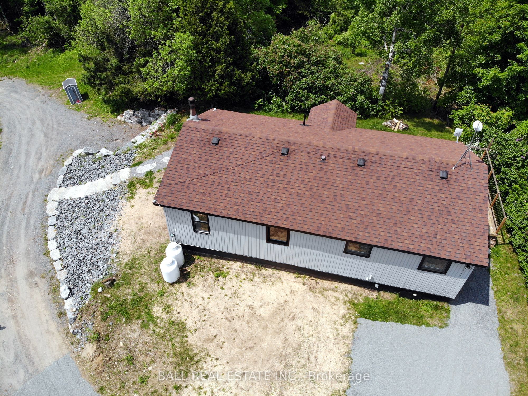 99 Moore Lane Property Photo 11