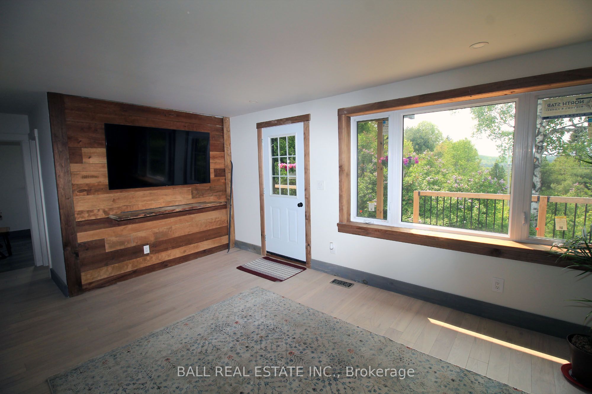 99 Moore Lane Property Photo 16