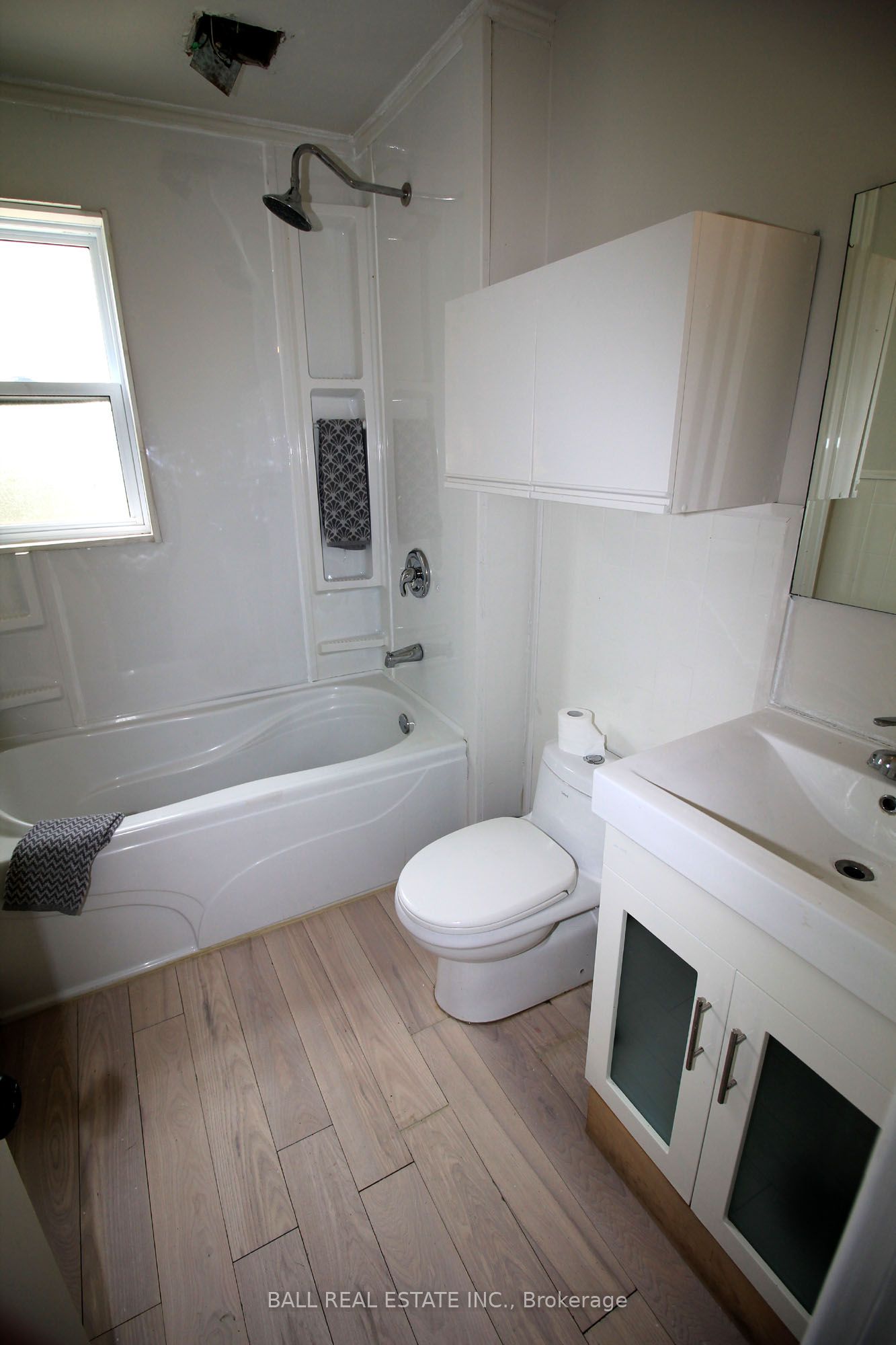 99 Moore Lane Property Photo 25