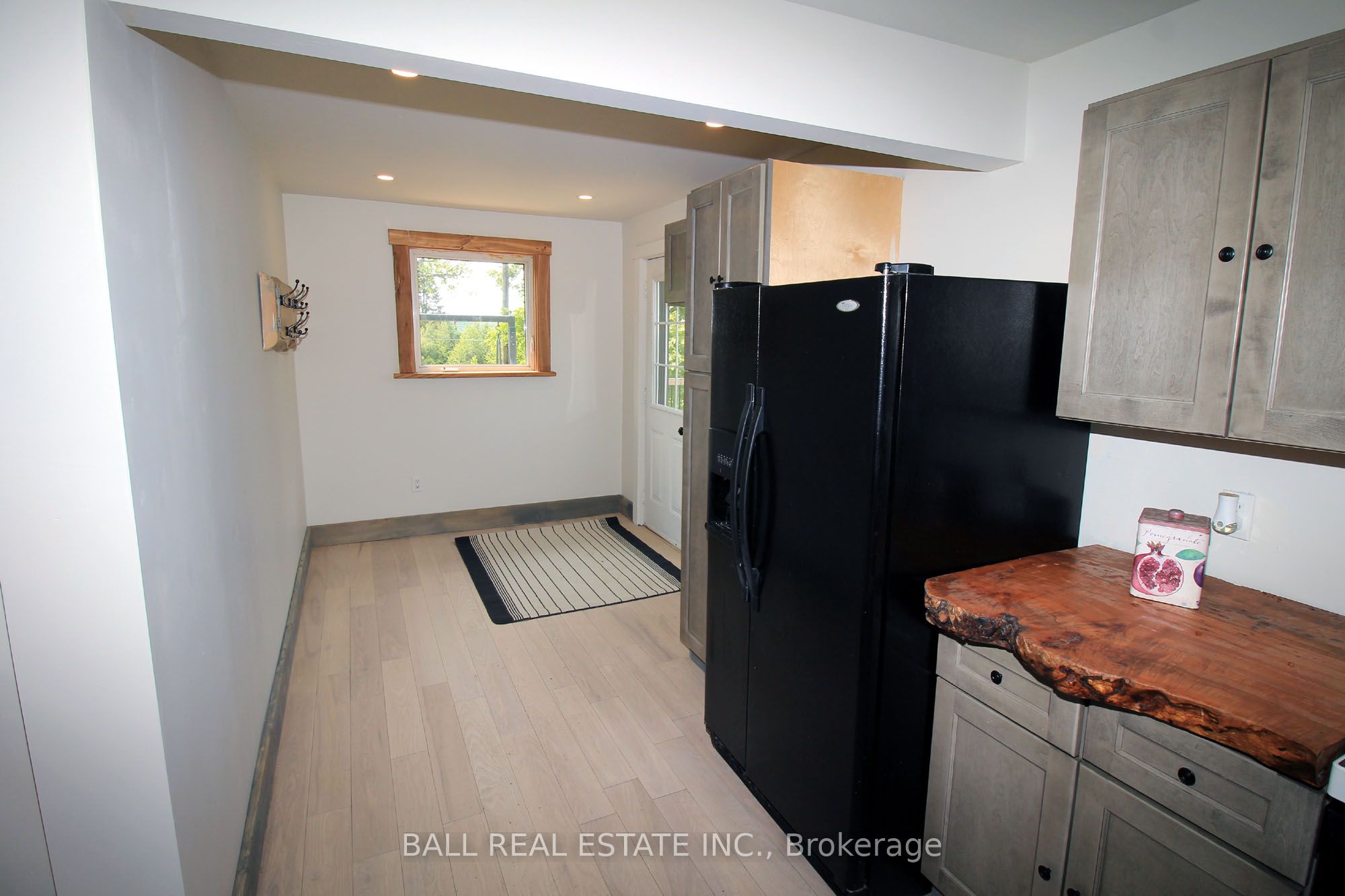 99 Moore Lane Property Photo 29