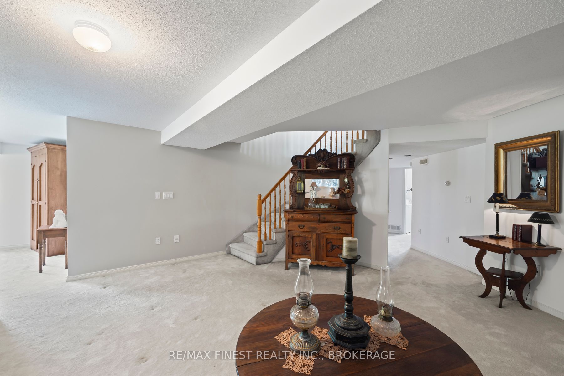 941 Malvern Terrace Property Photo 25