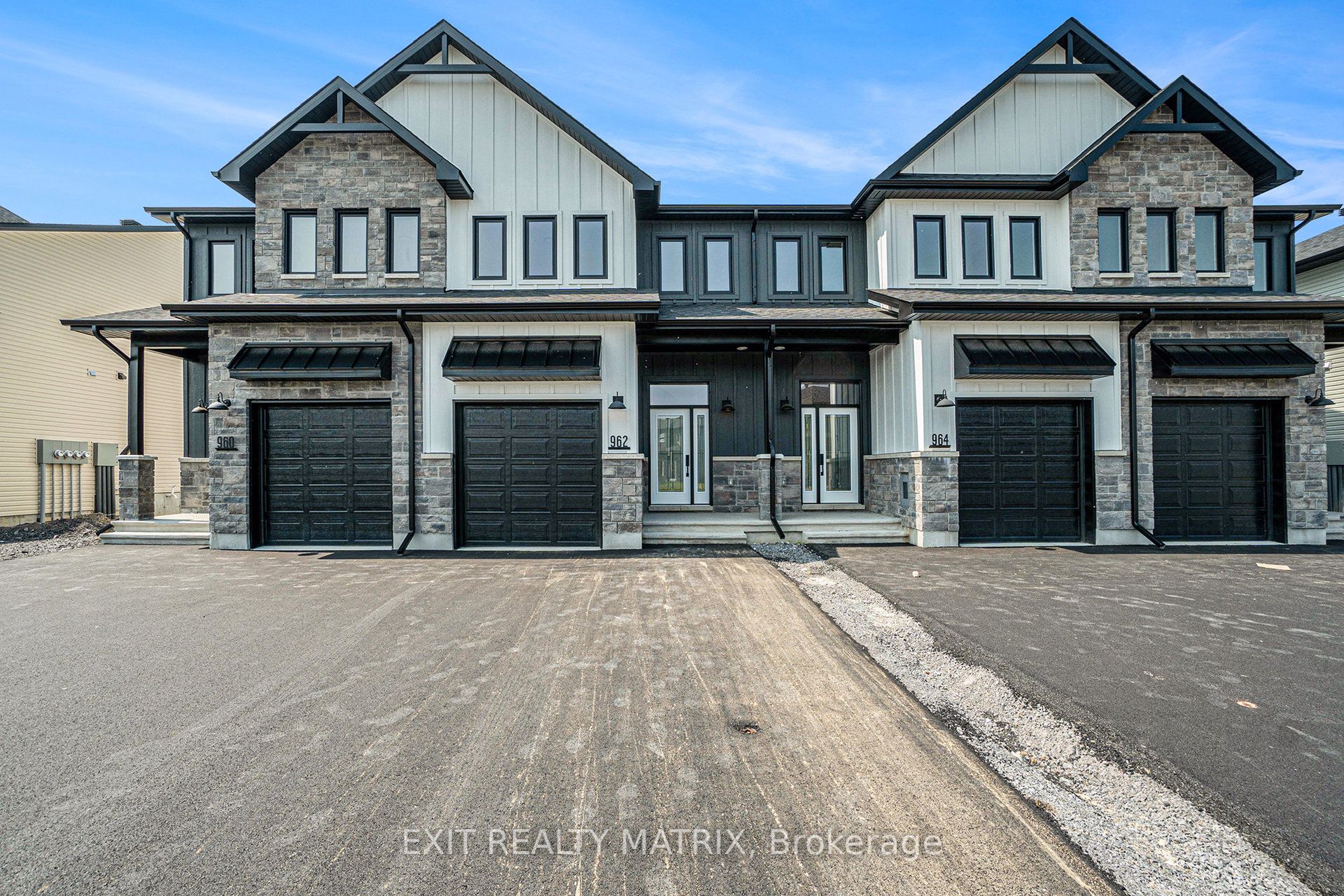 962 Cologne Street Property Photo 1