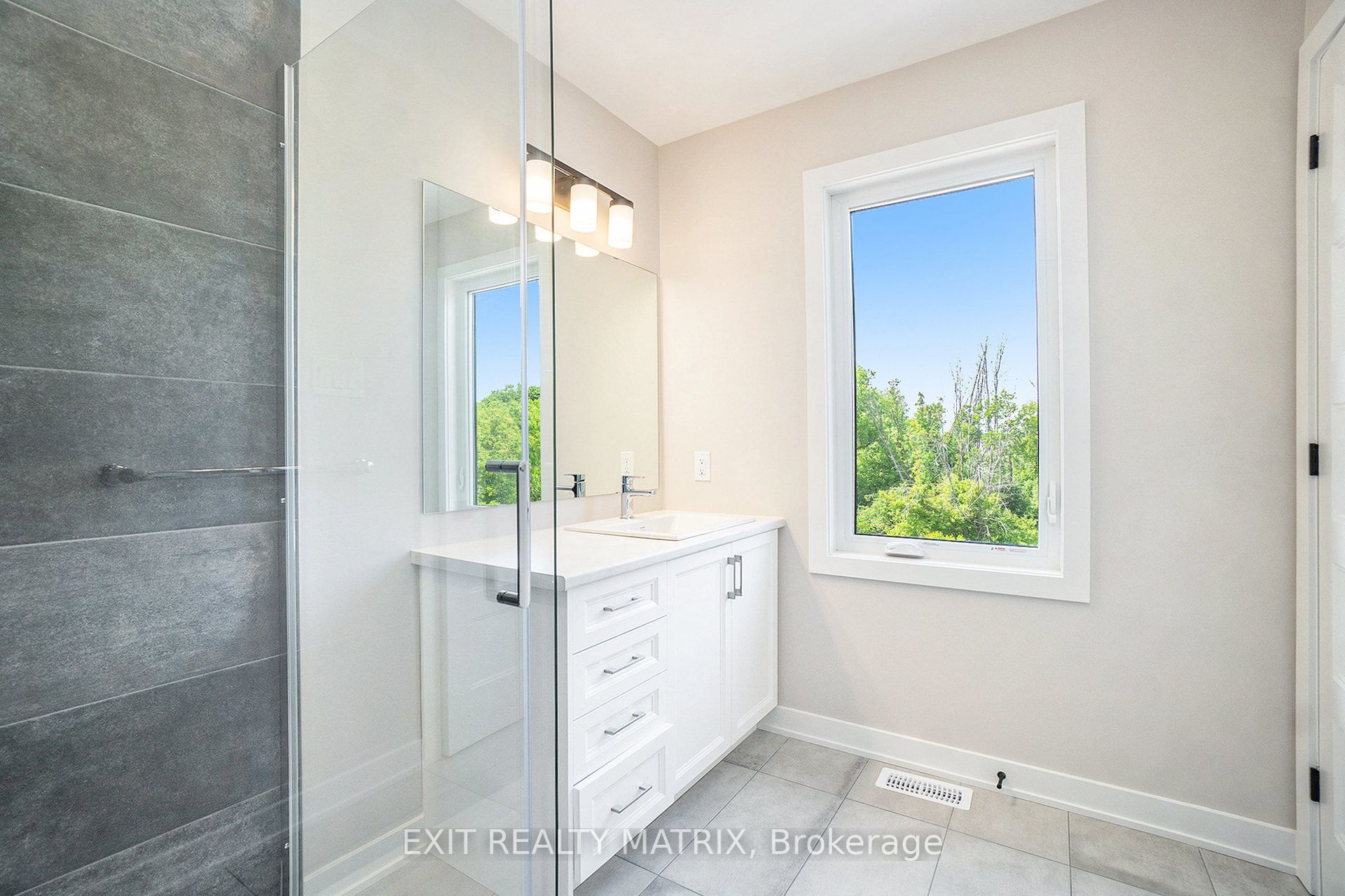 962 Cologne Street Property Photo 11