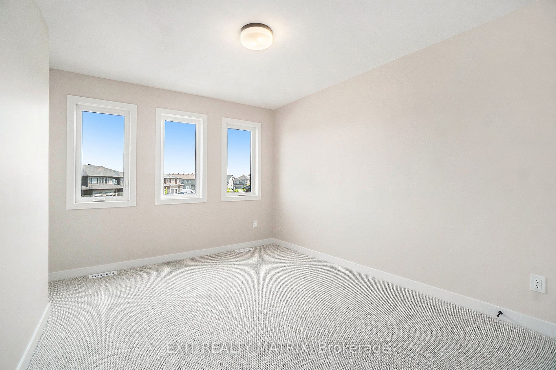 962 Cologne Street Property Photo 13