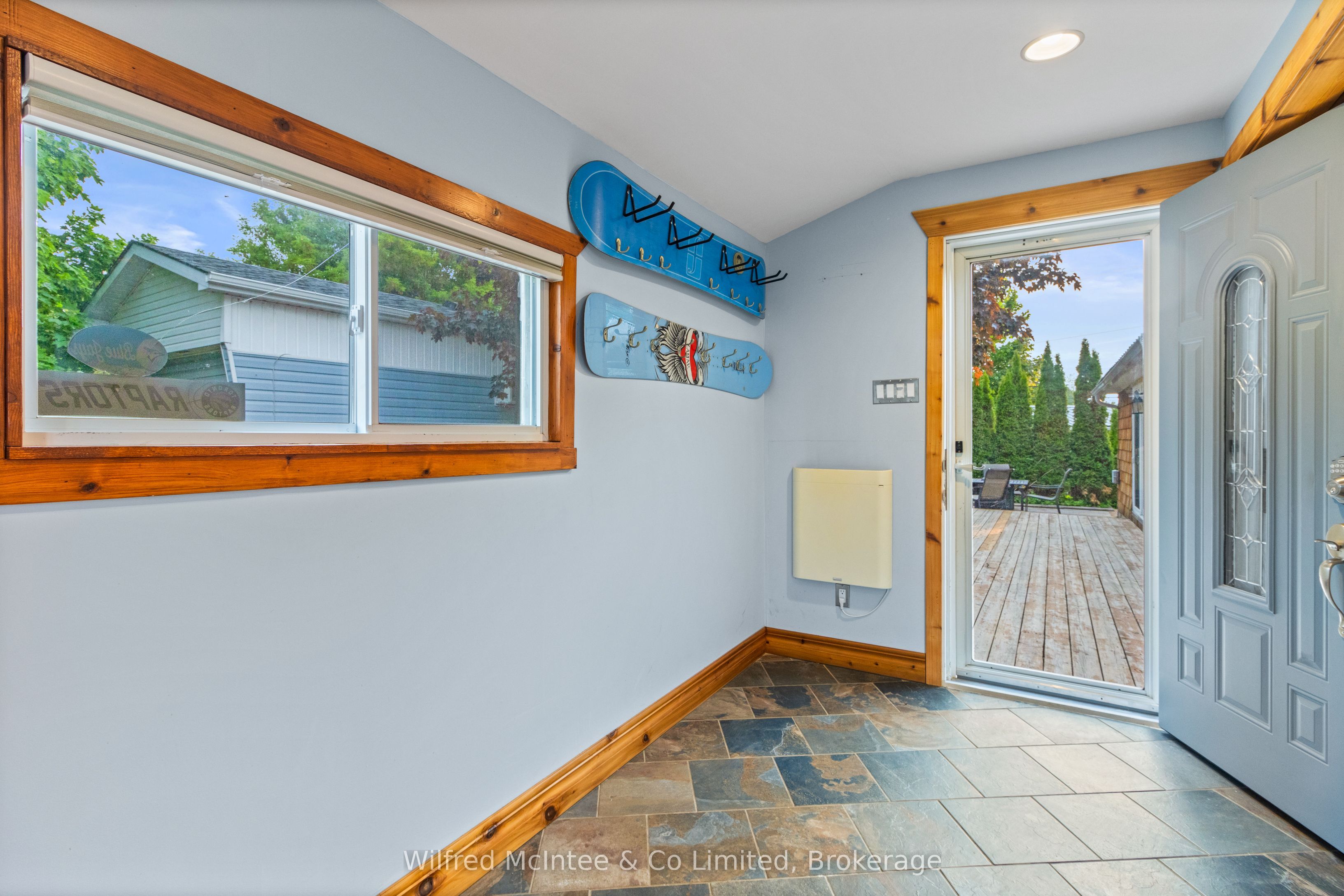 48 Maplewood Boulevard Property Photo 15