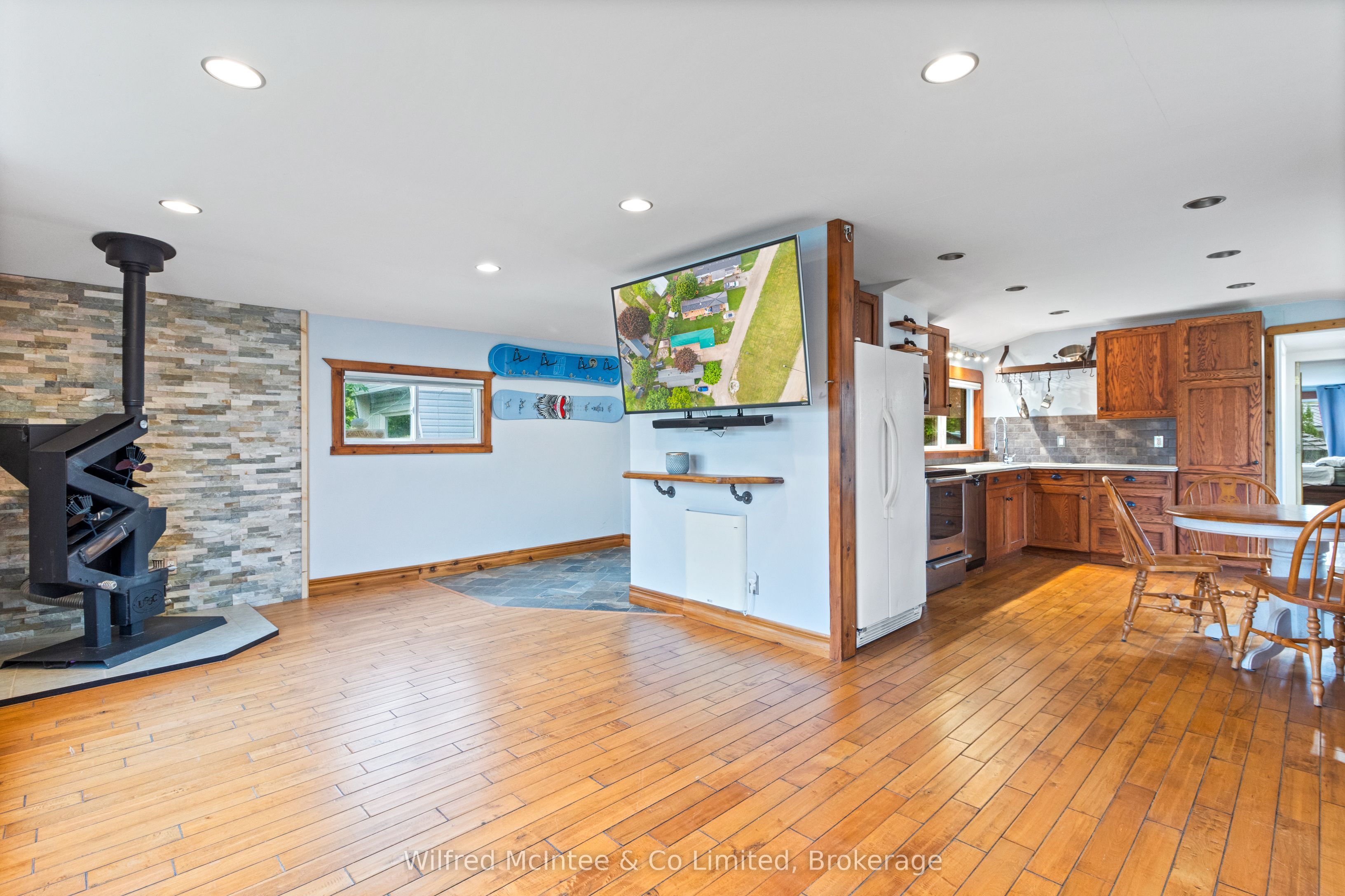 48 Maplewood Boulevard Property Photo 19