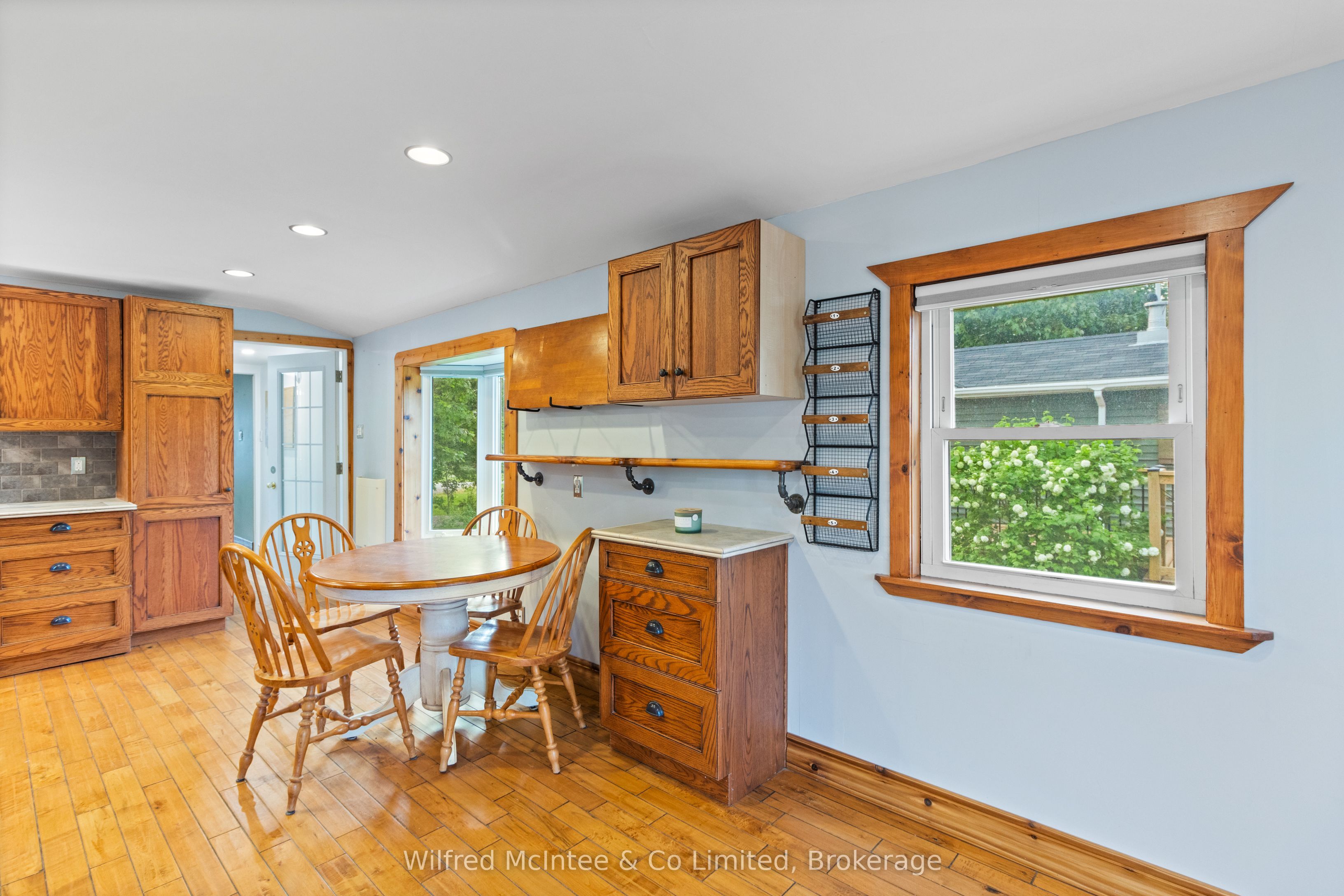 48 Maplewood Boulevard Property Photo 20