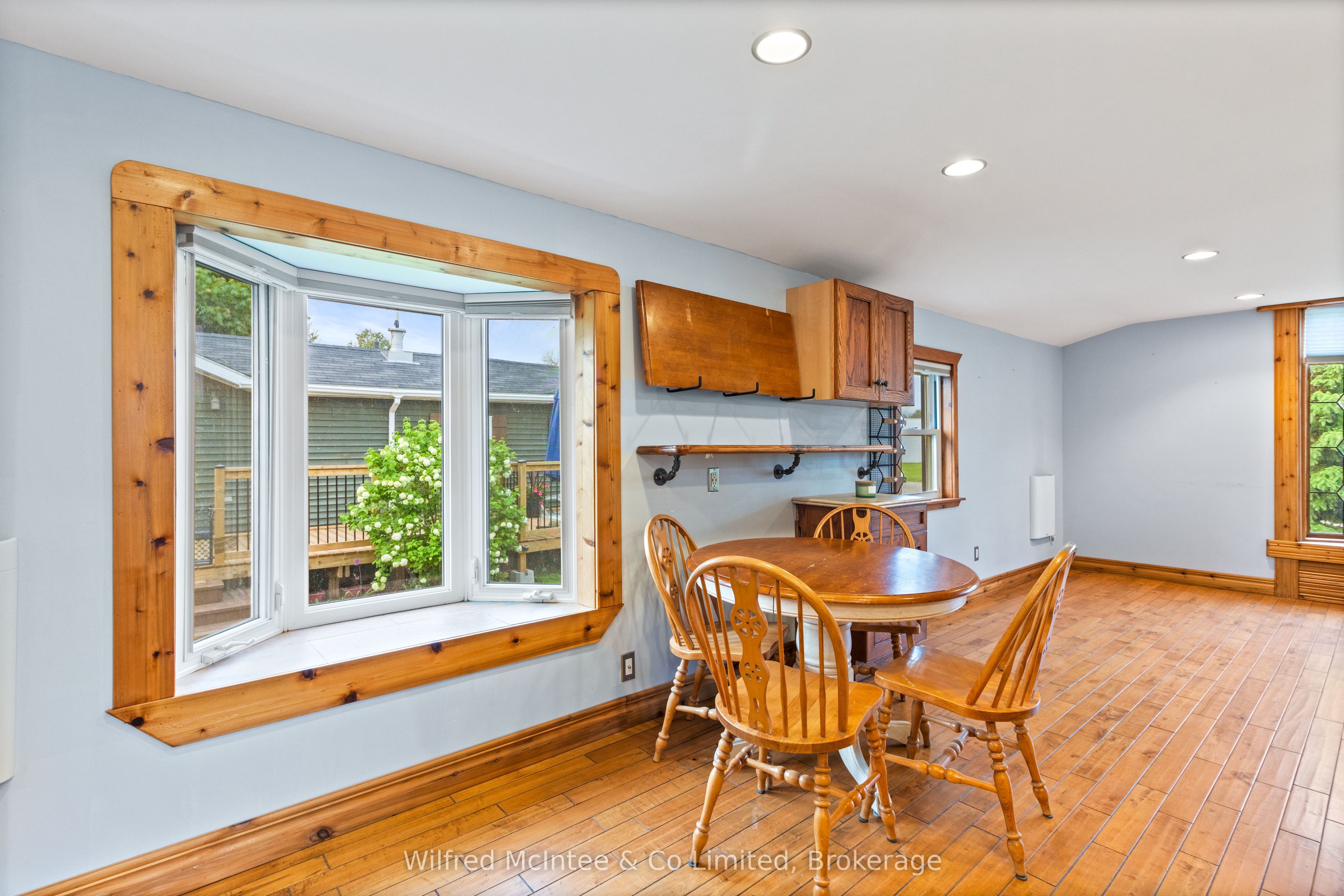 48 Maplewood Boulevard Property Photo 21