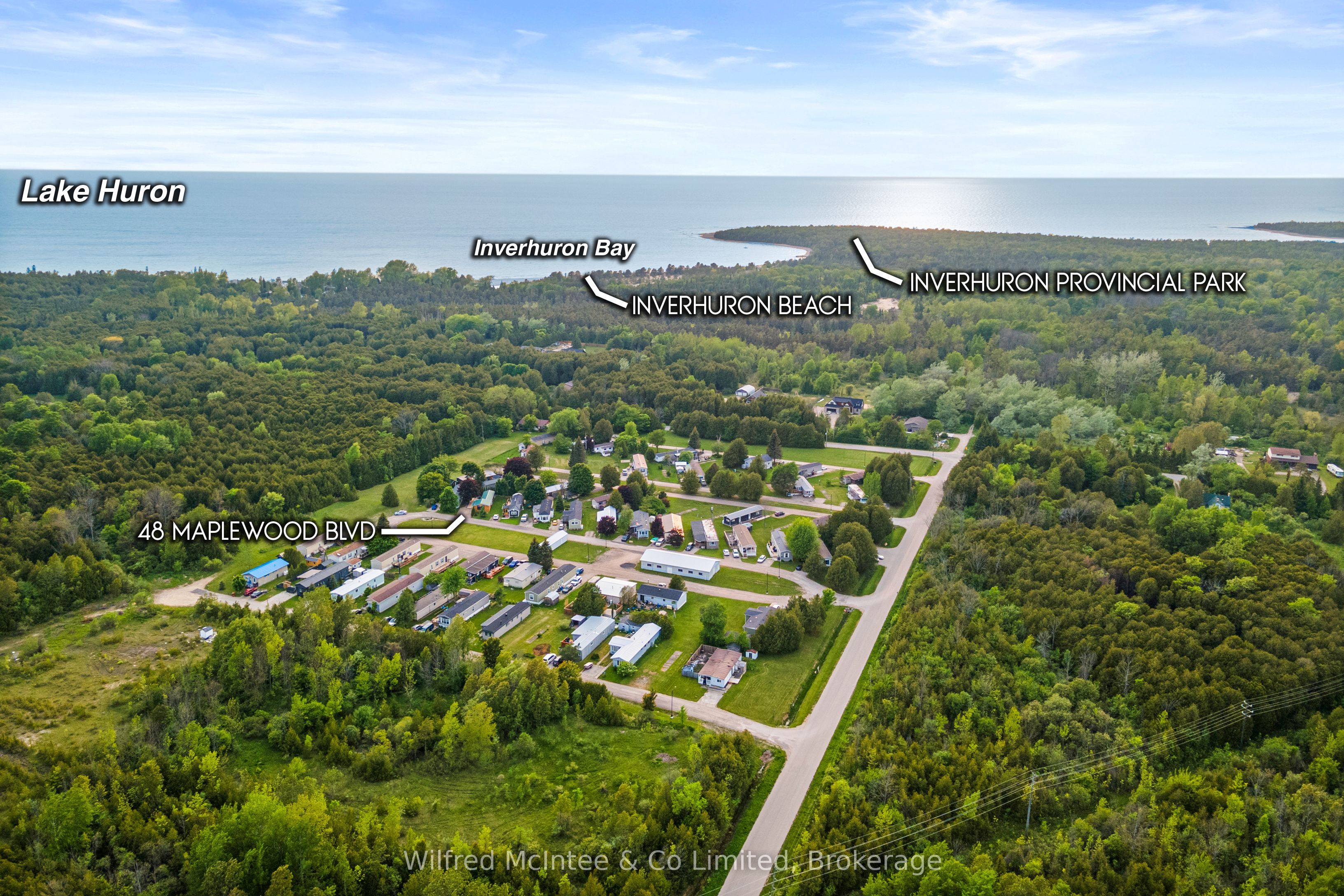 48 Maplewood Boulevard Property Photo 45