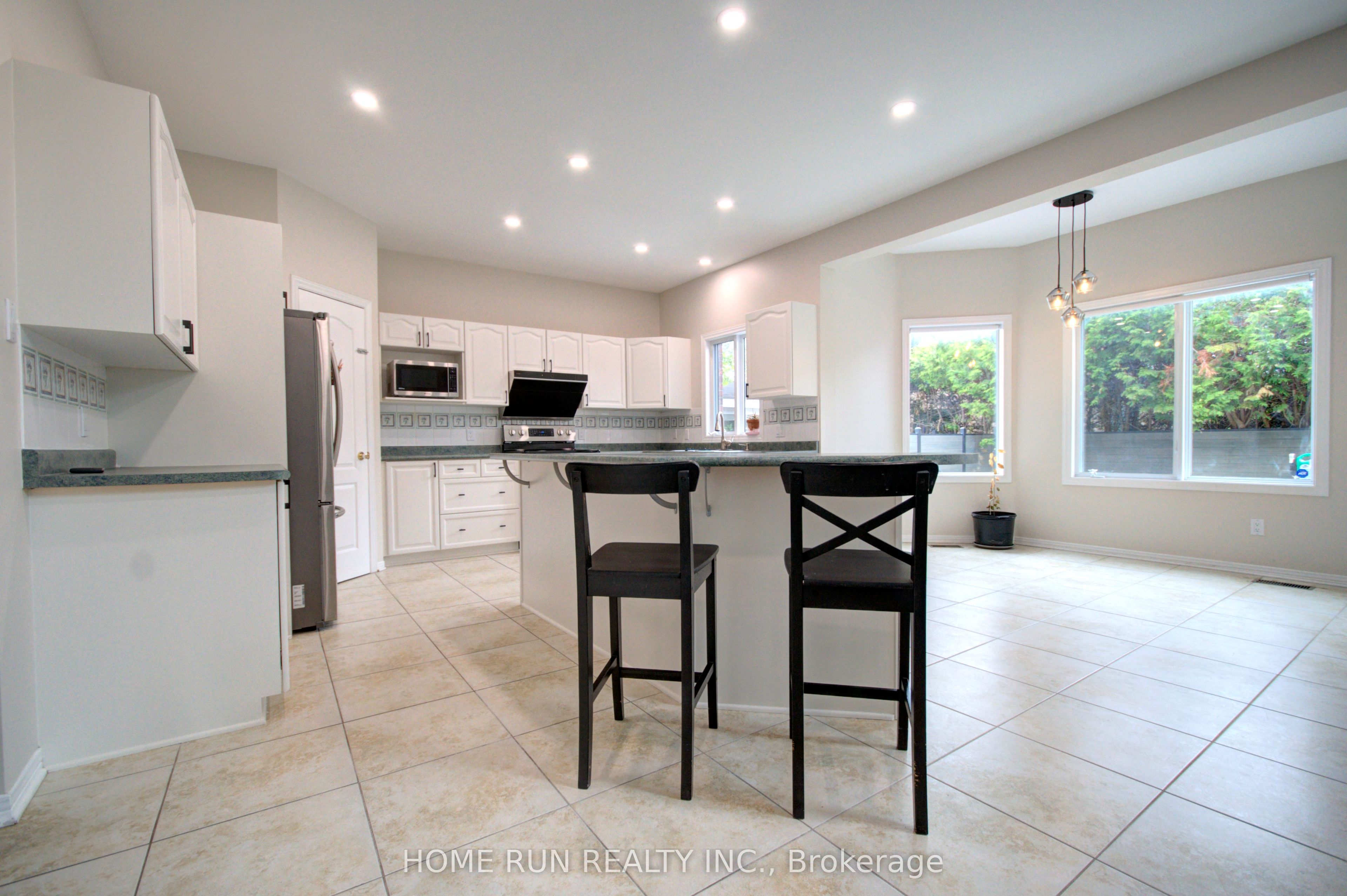 3507 Wyman Crescent Property Photo 10