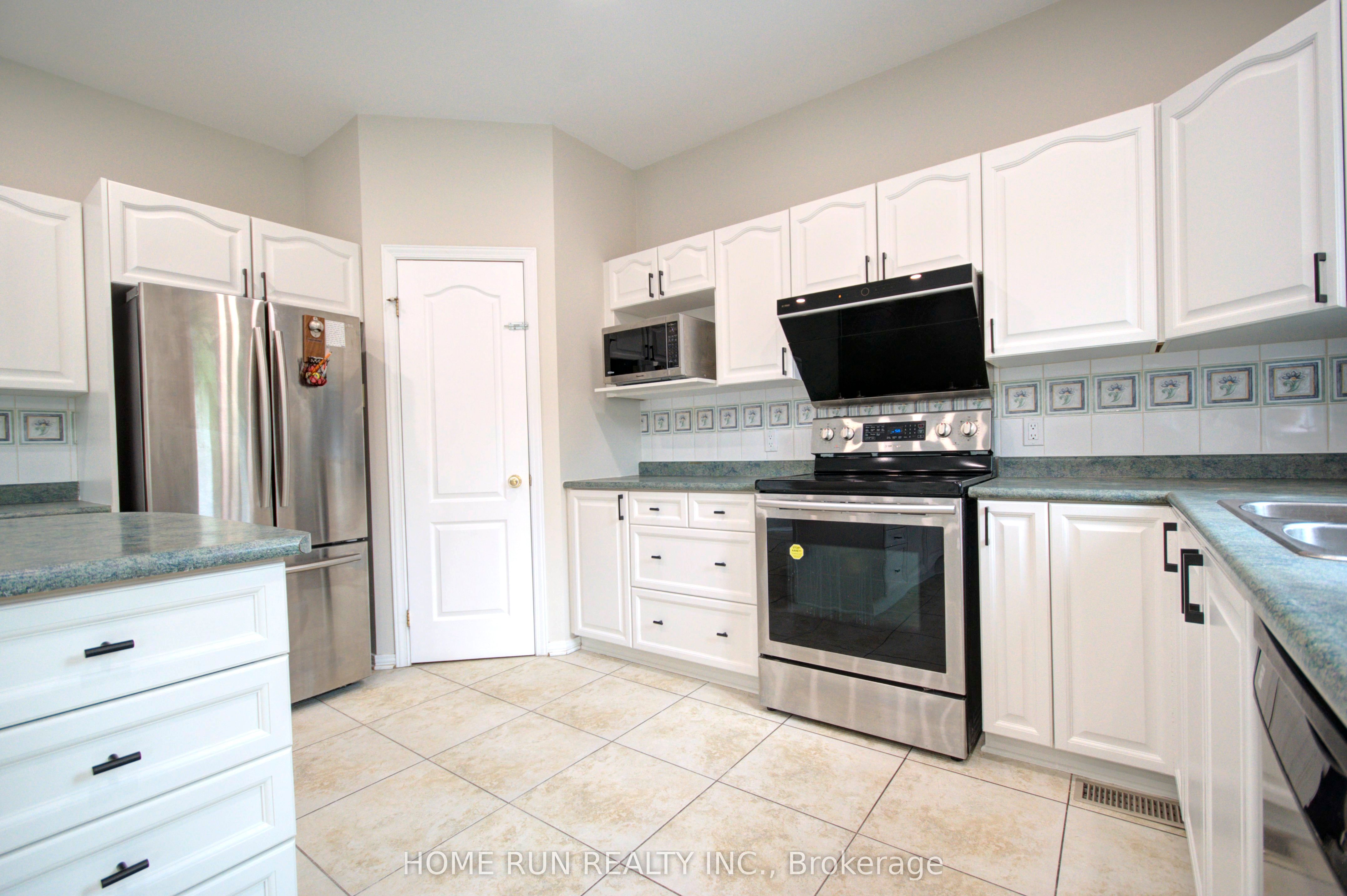 3507 Wyman Crescent Property Photo 12