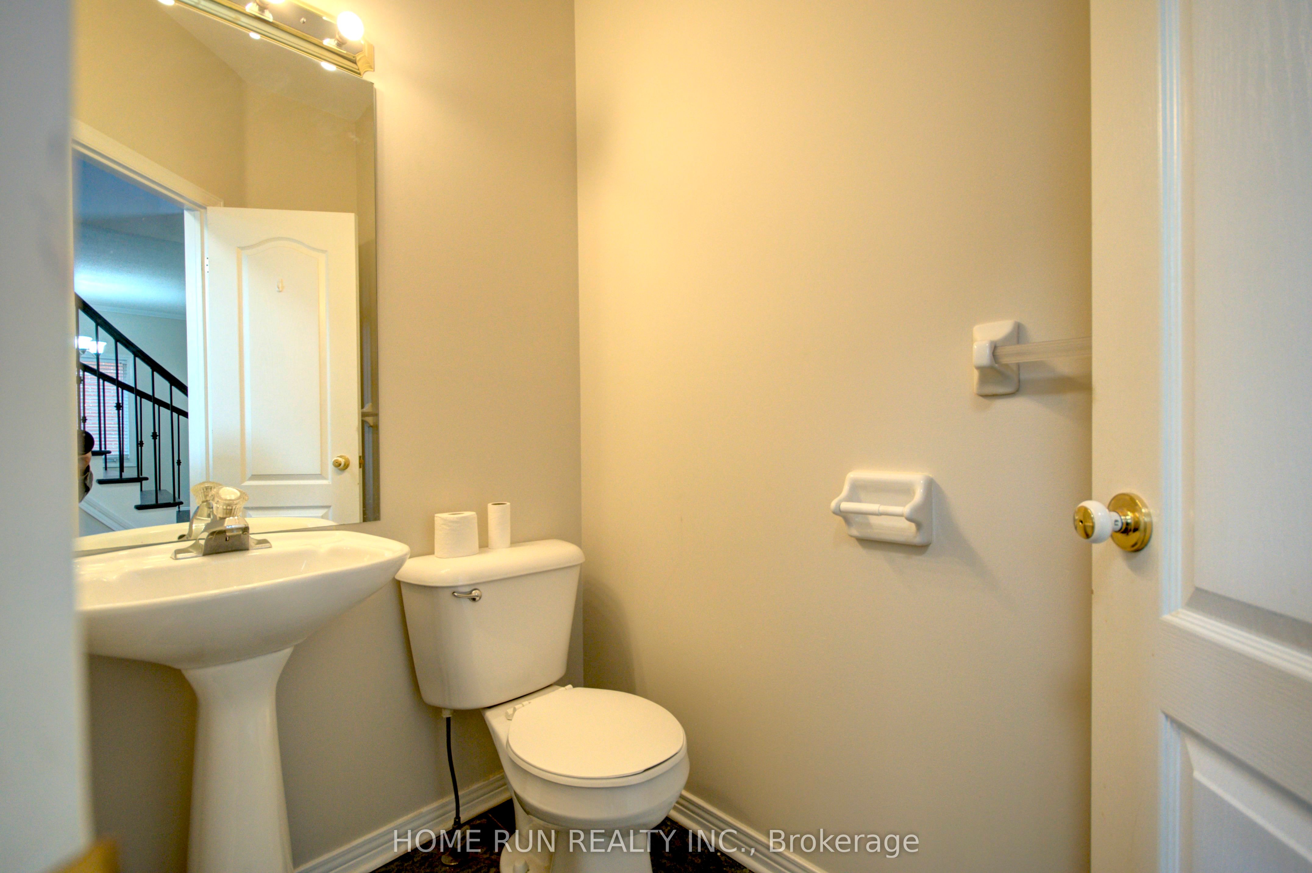 3507 Wyman Crescent Property Photo 19