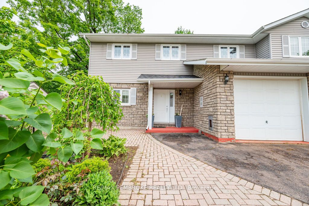 7 Vermont Meadows N/a Property Photo 2