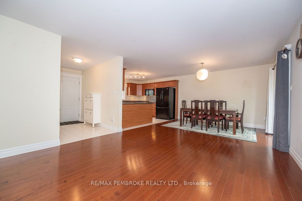 7 Vermont Meadows N/a Property Photo 7