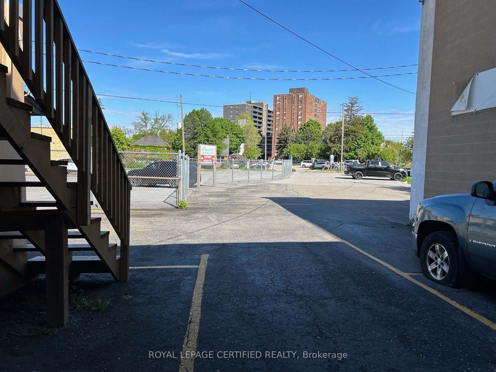 459 St Paul Street Property Photo 16