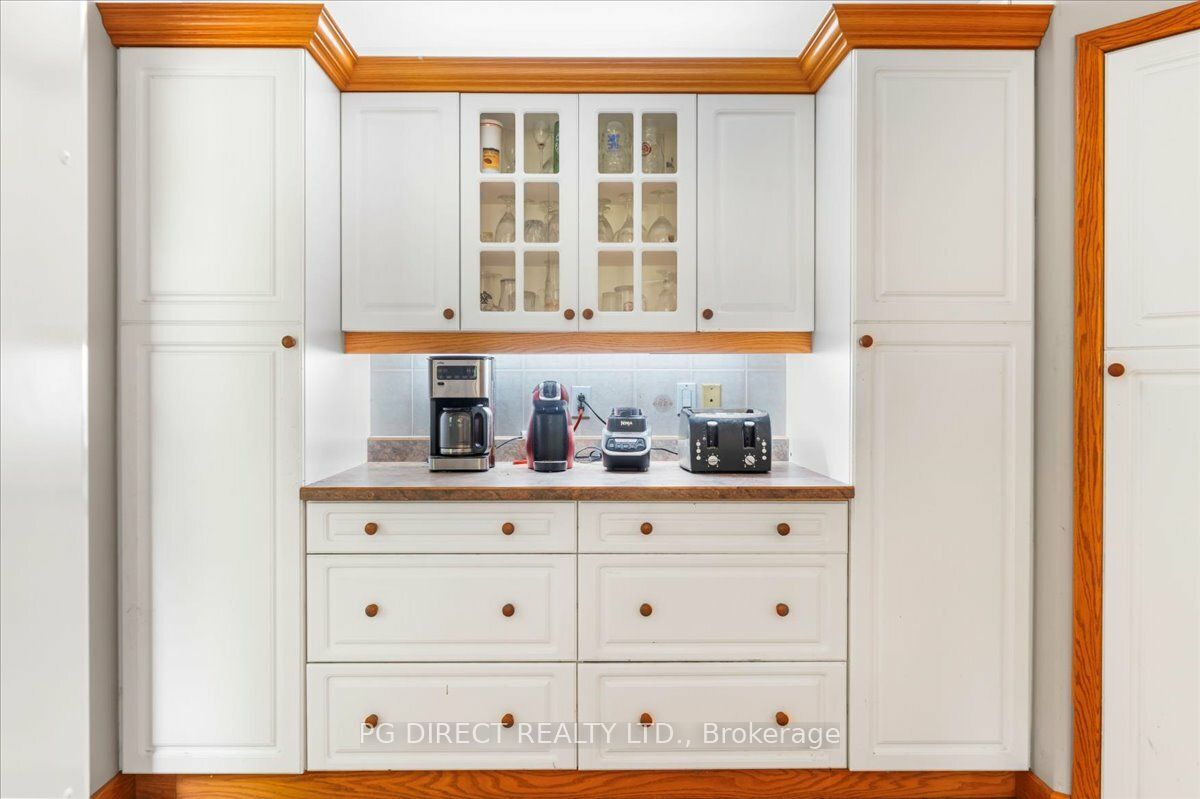 10 Fraserglen Court Property Photo 8