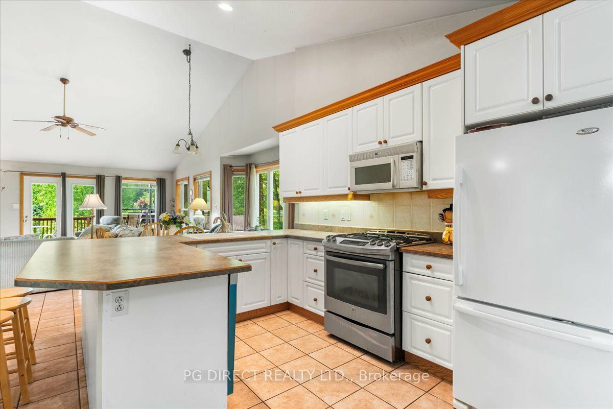 10 Fraserglen Court Property Photo 9