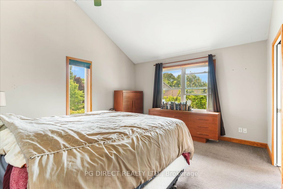 10 Fraserglen Court Property Photo 12