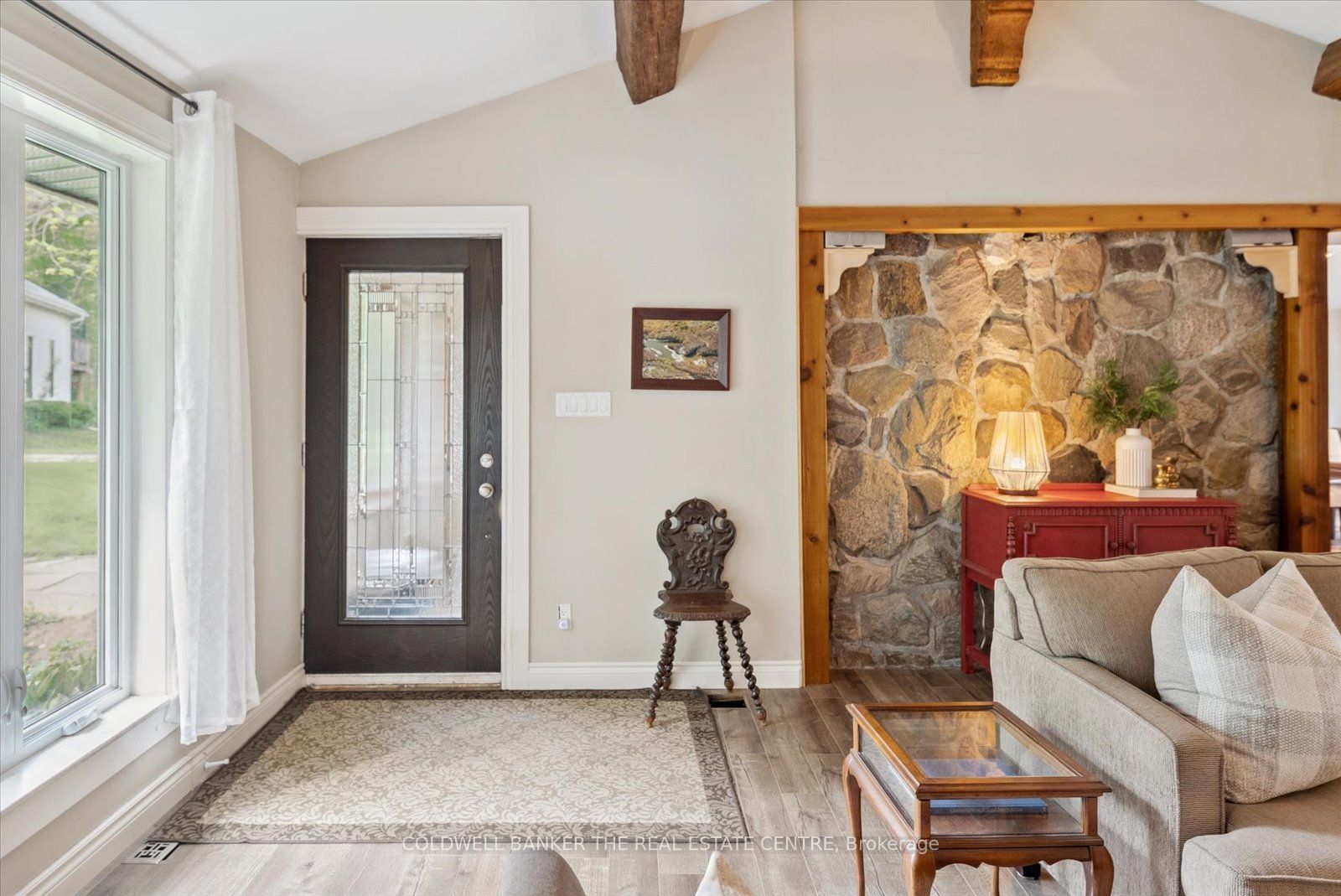 798213 3 Line E Property Photo 5
