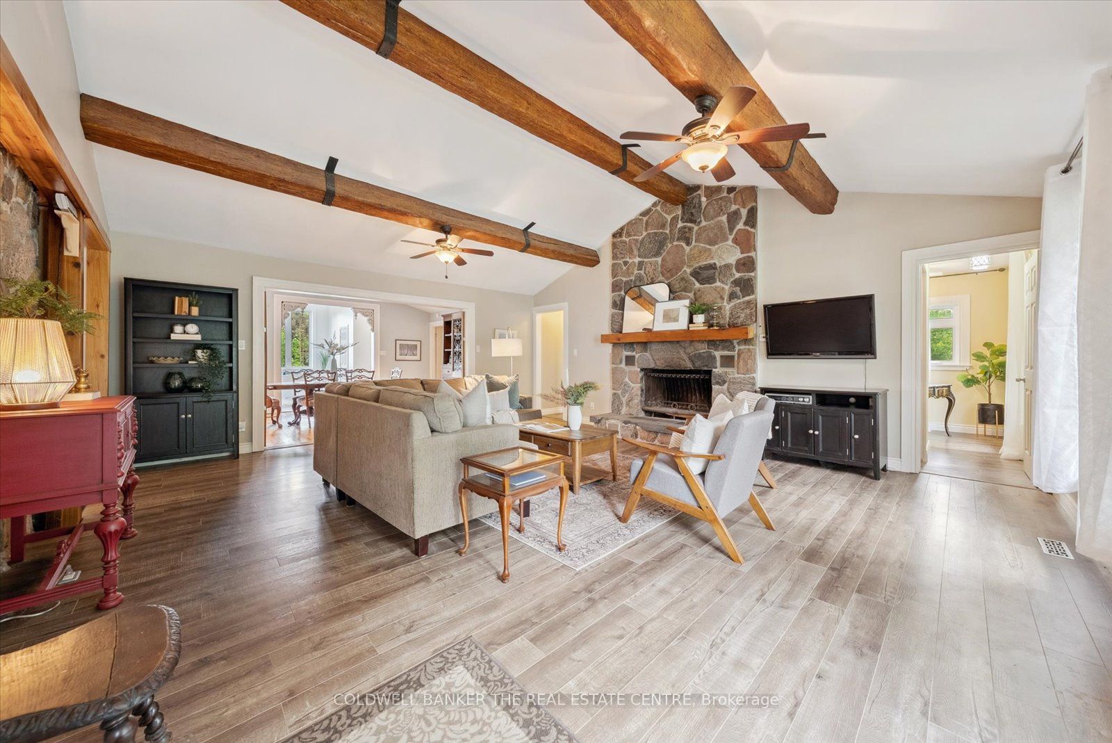 798213 3 Line E Property Photo 6