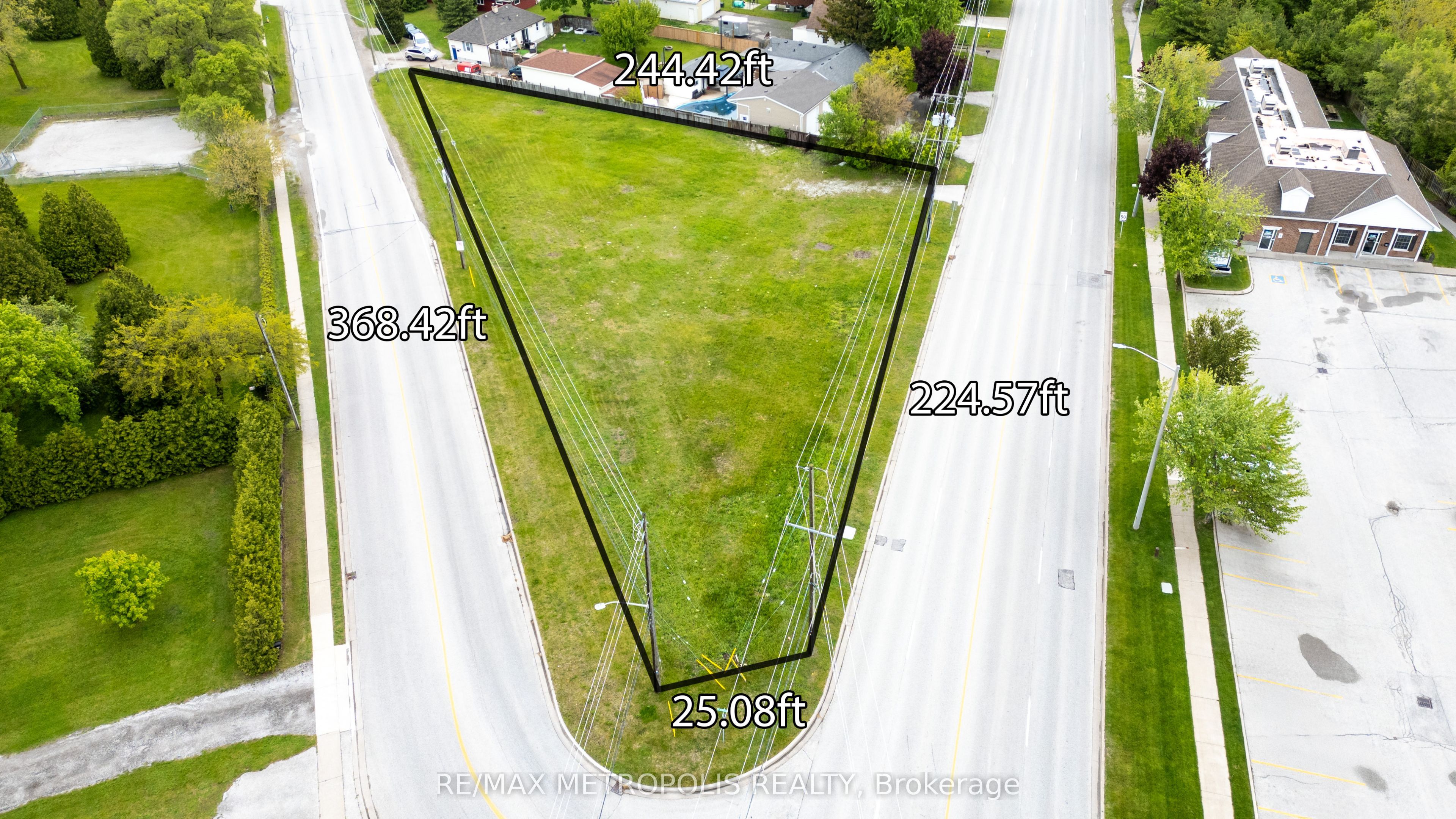 1324 Michigan Ave Property Photo 1