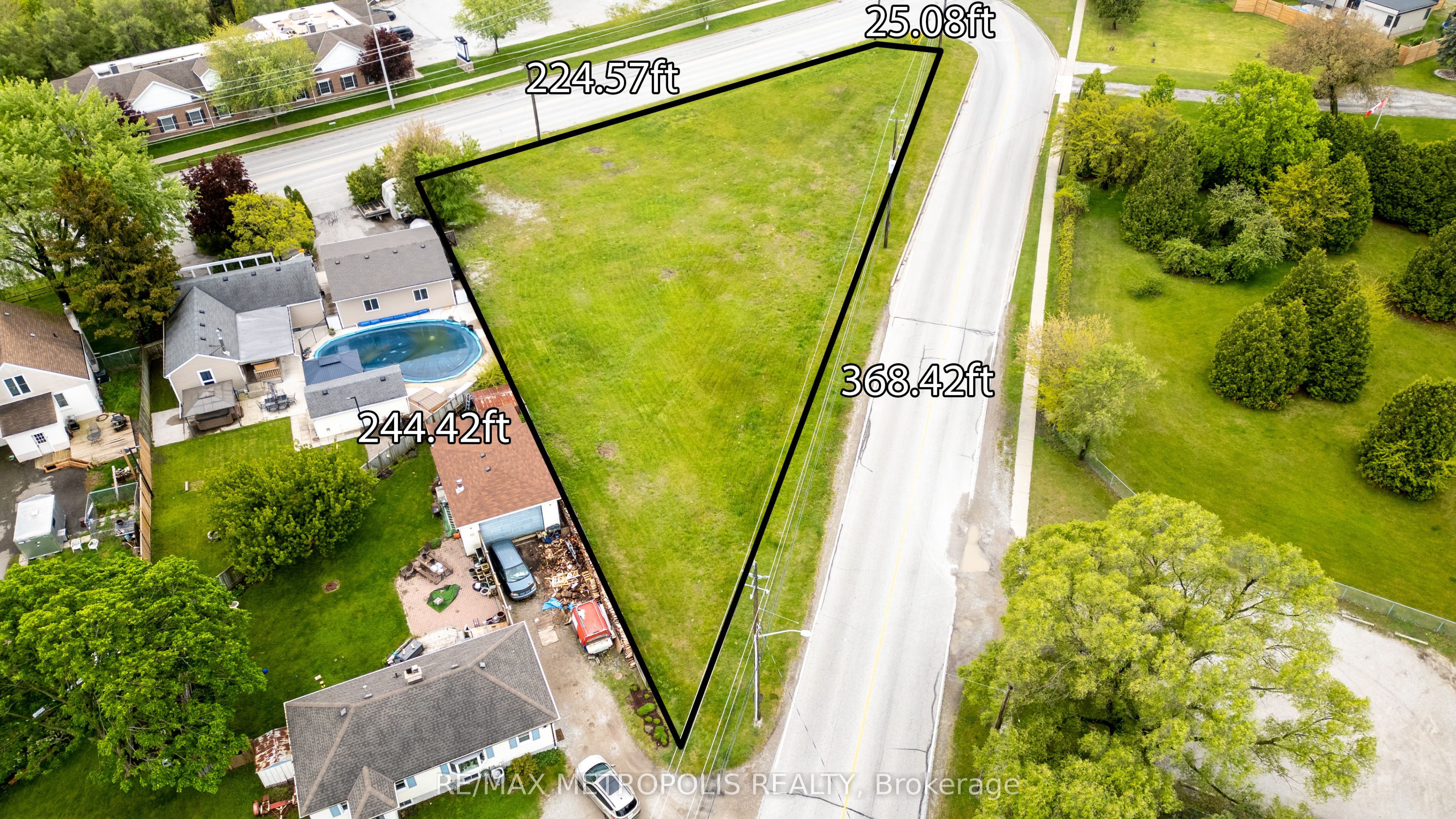 1324 Michigan Ave Property Photo 9