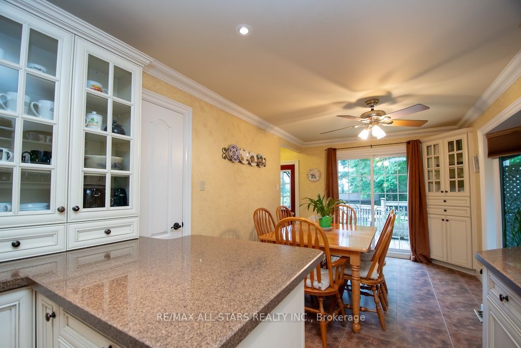690 Post Road Property Photo 13