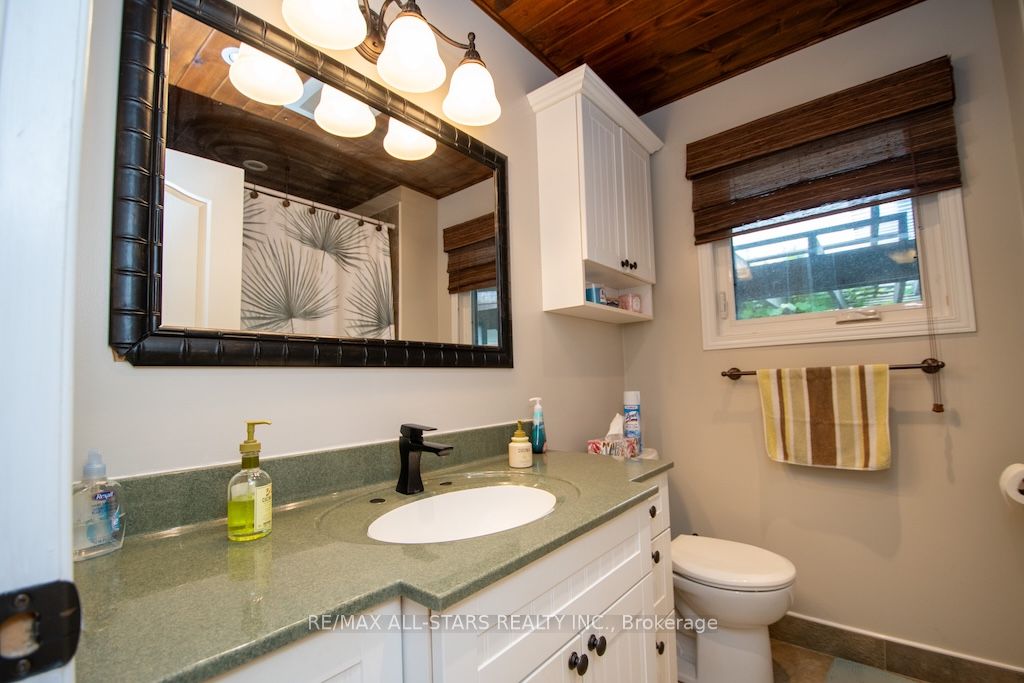 690 Post Road Property Photo 26