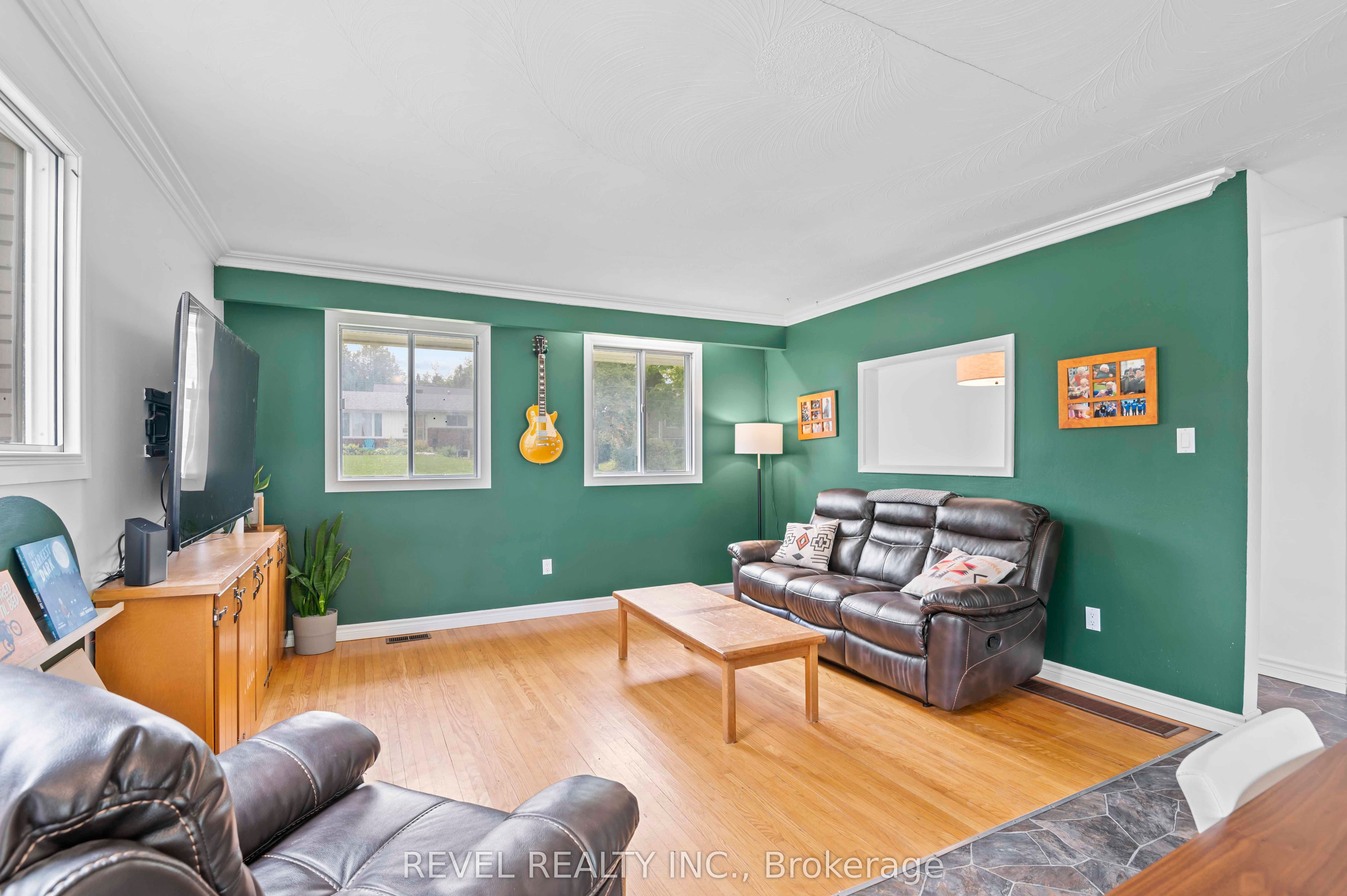 108 Jane Street Property Photo 14