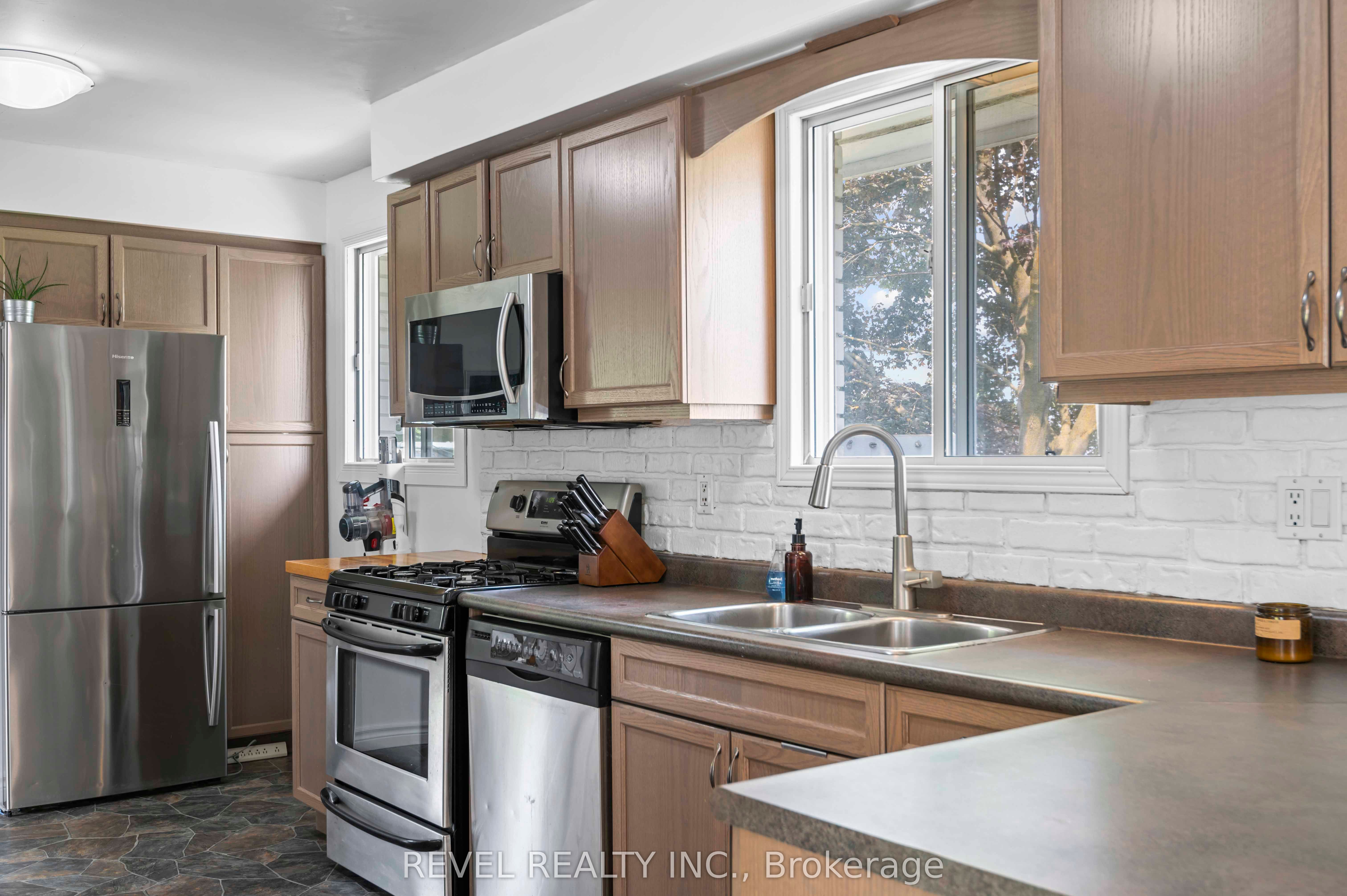 108 Jane Street Property Photo 16