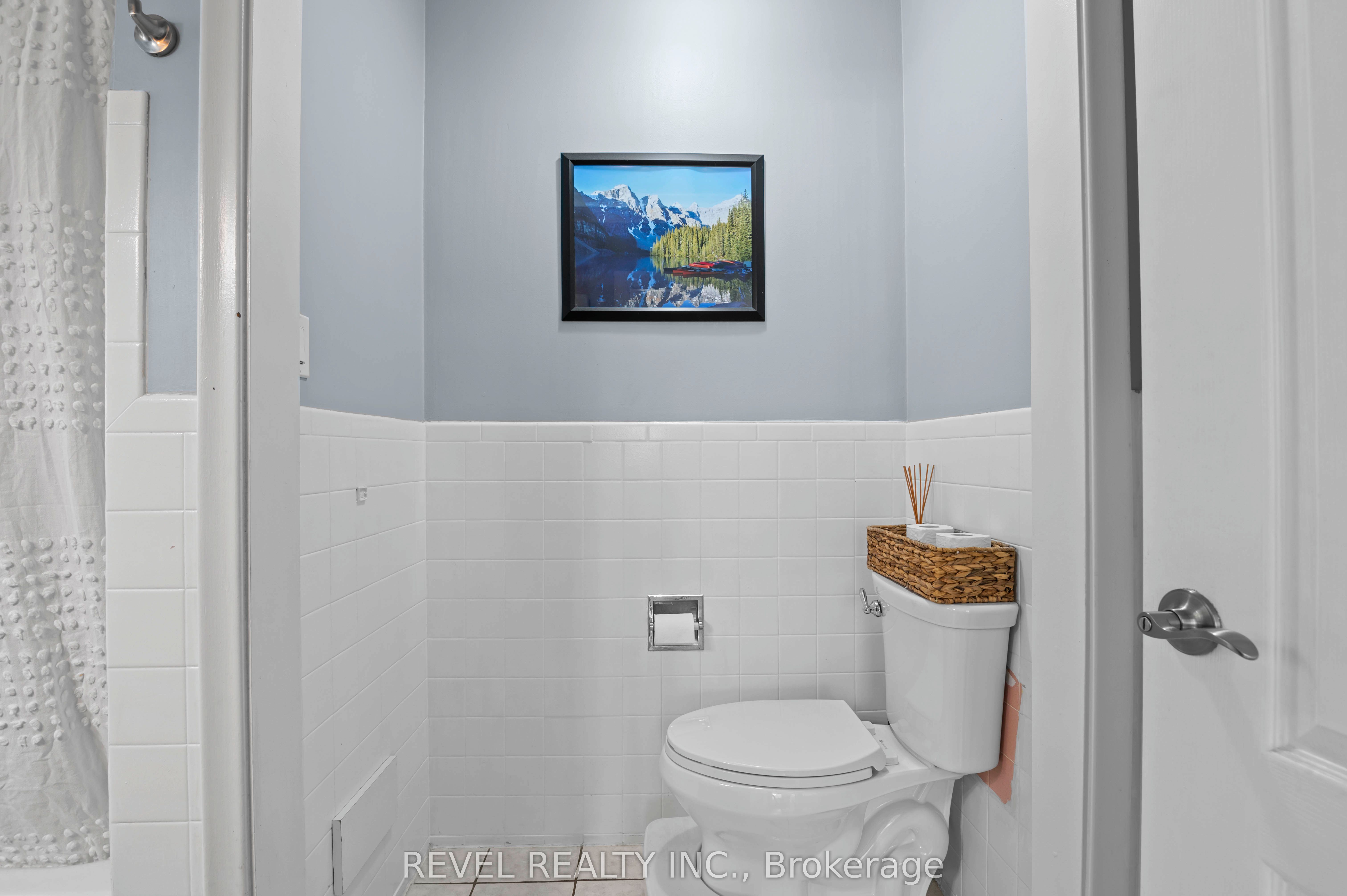 108 Jane Street Property Photo 27