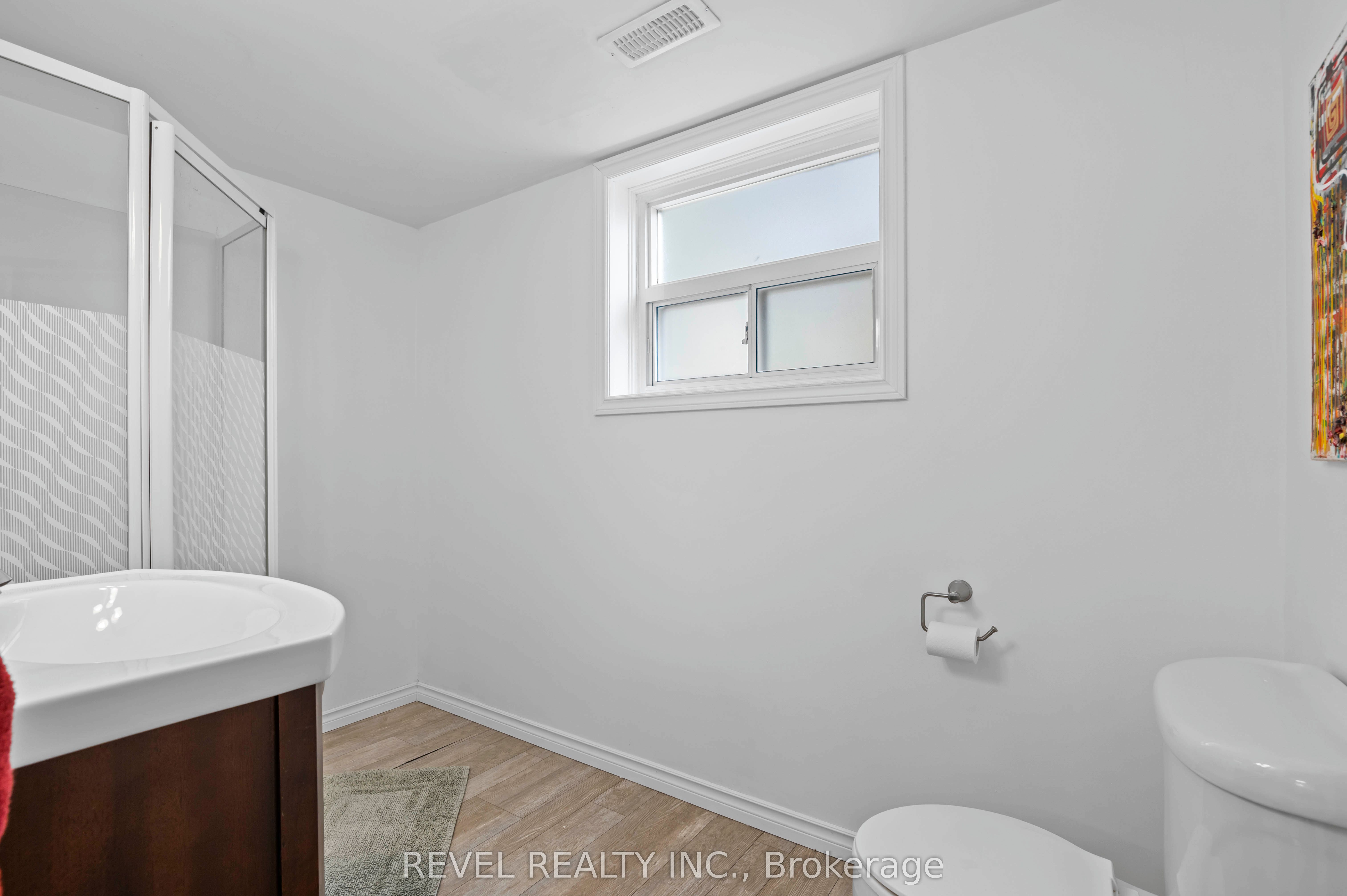 108 Jane Street Property Photo 39