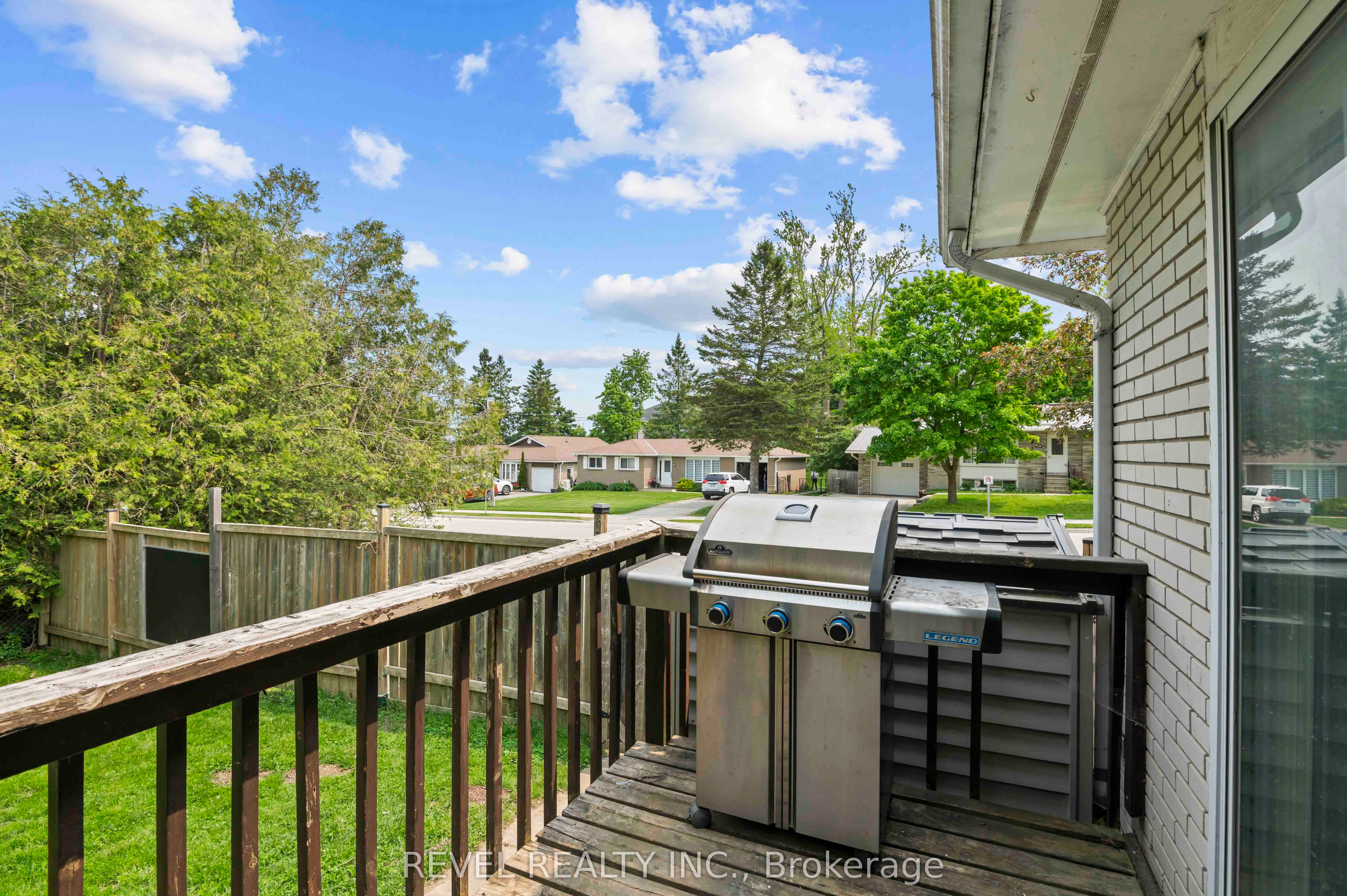 108 Jane Street Property Photo 44