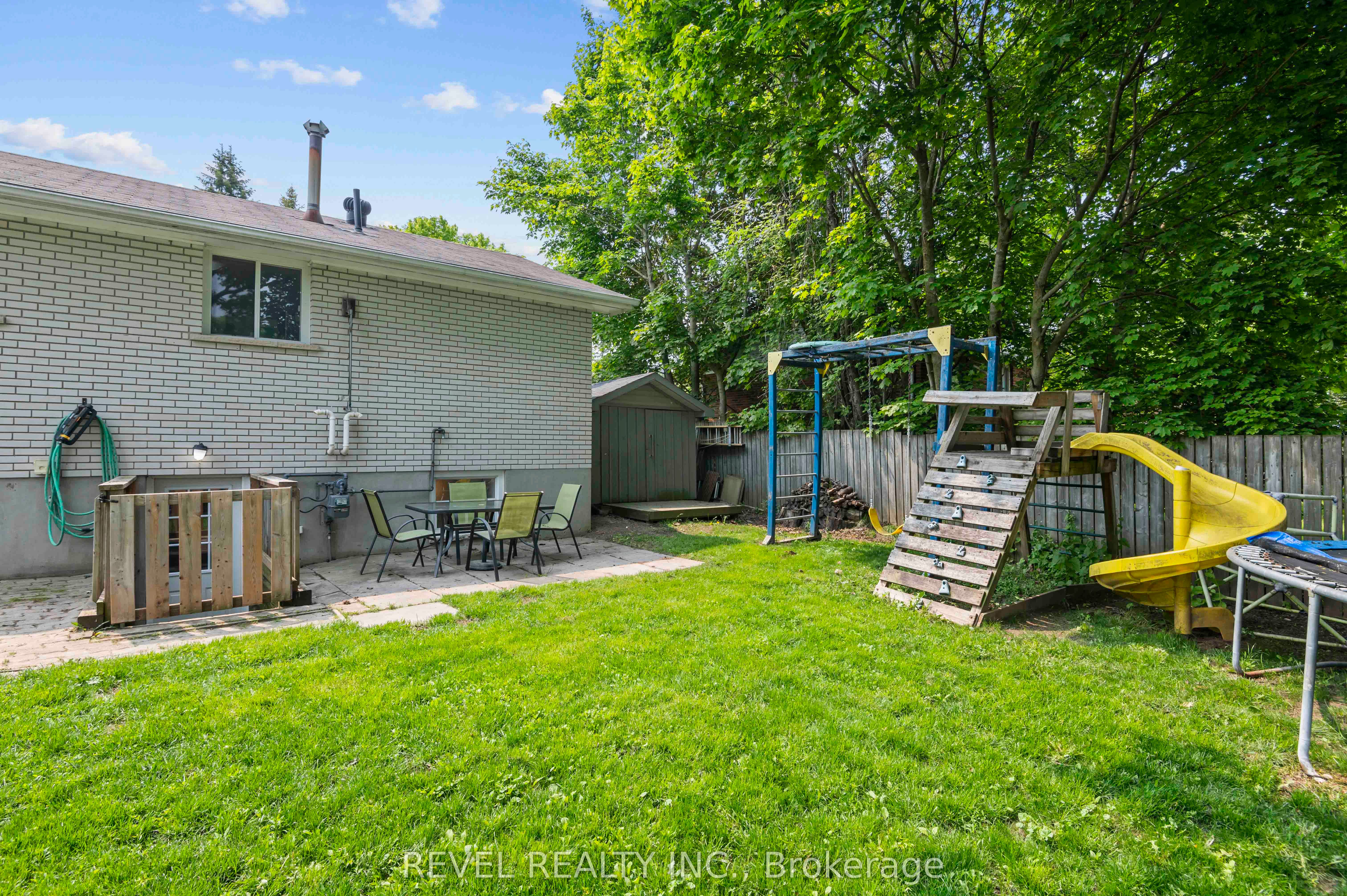 108 Jane Street Property Photo 46