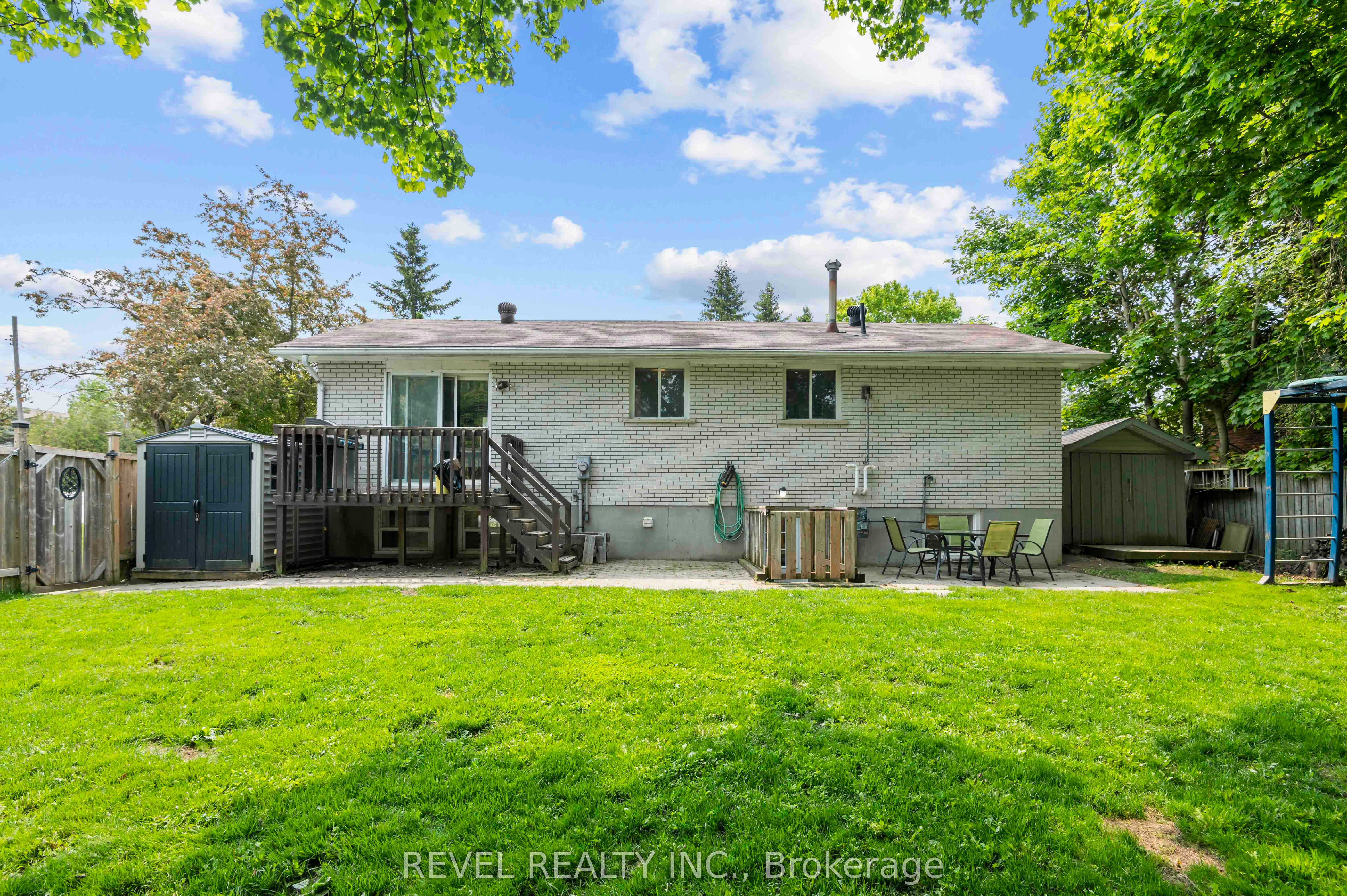 108 Jane Street Property Photo 49