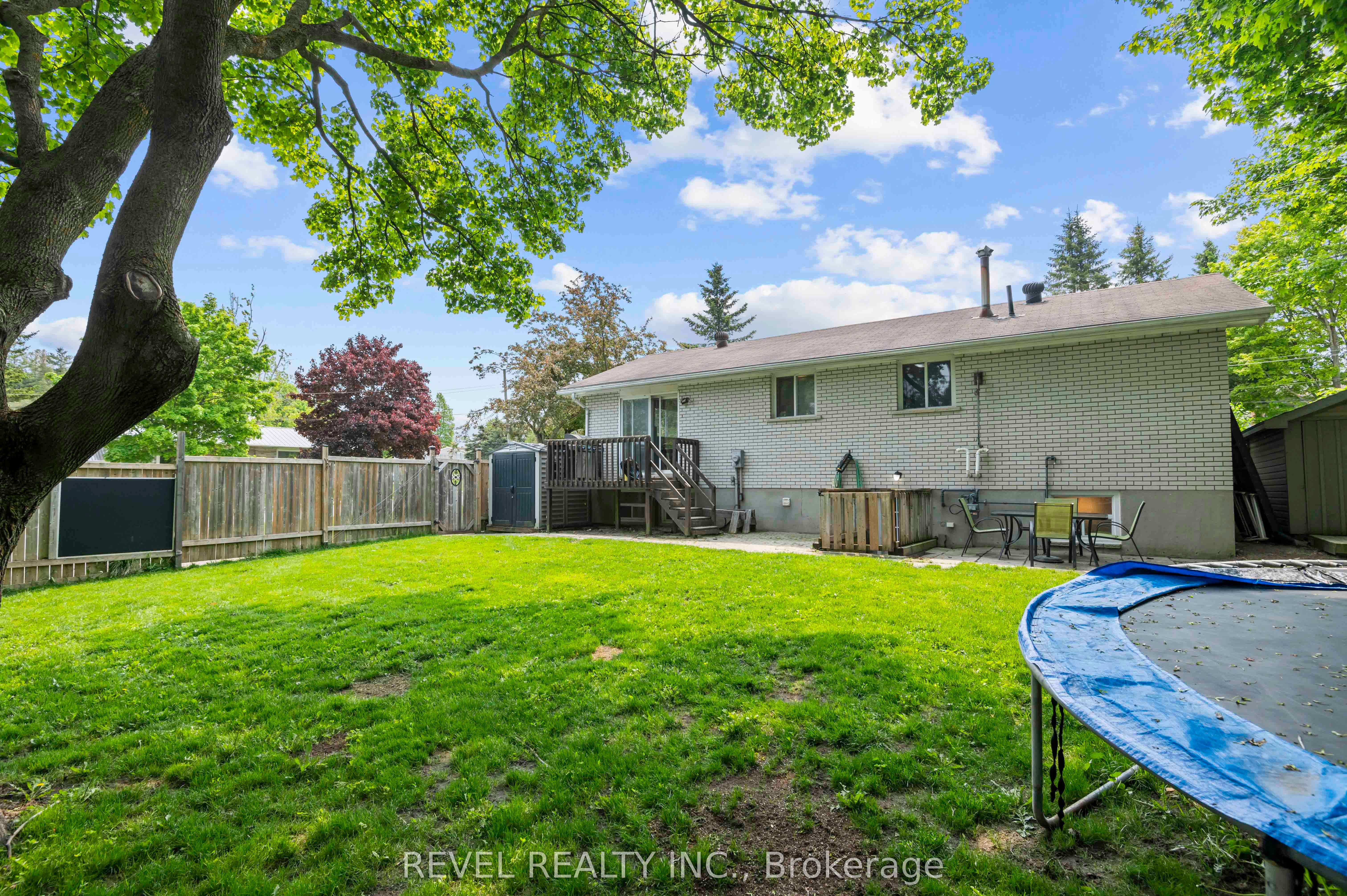 108 Jane Street Property Photo 50