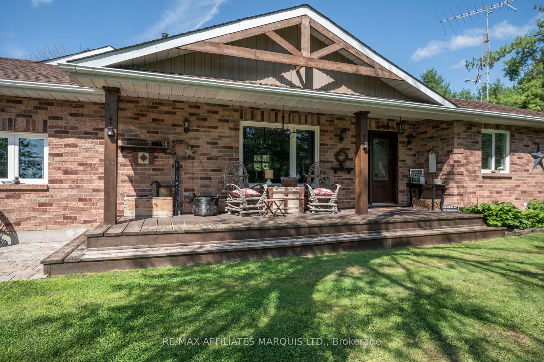 18148 Headline Road Property Photo 5