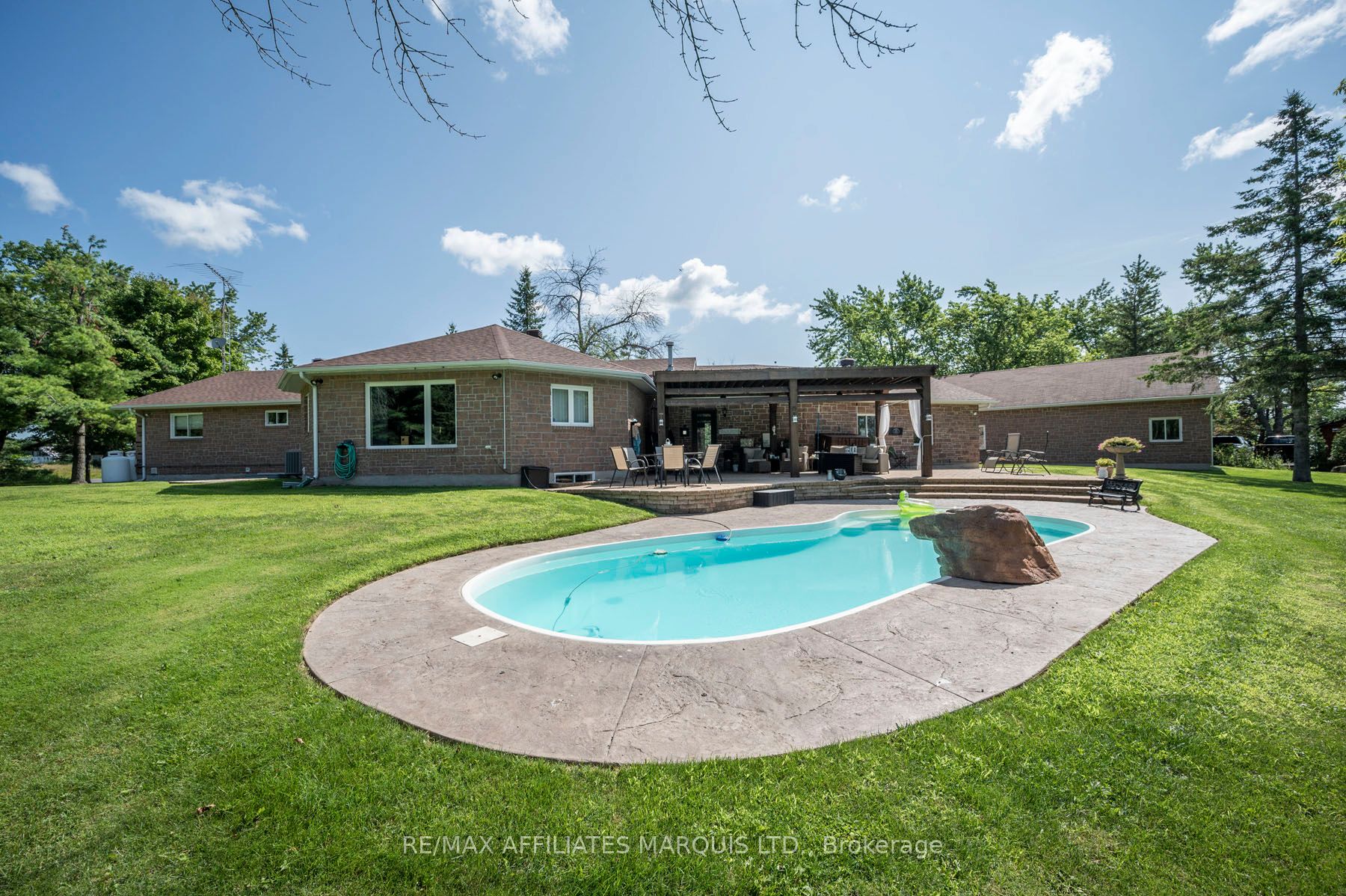 18148 Headline Road Property Photo 10