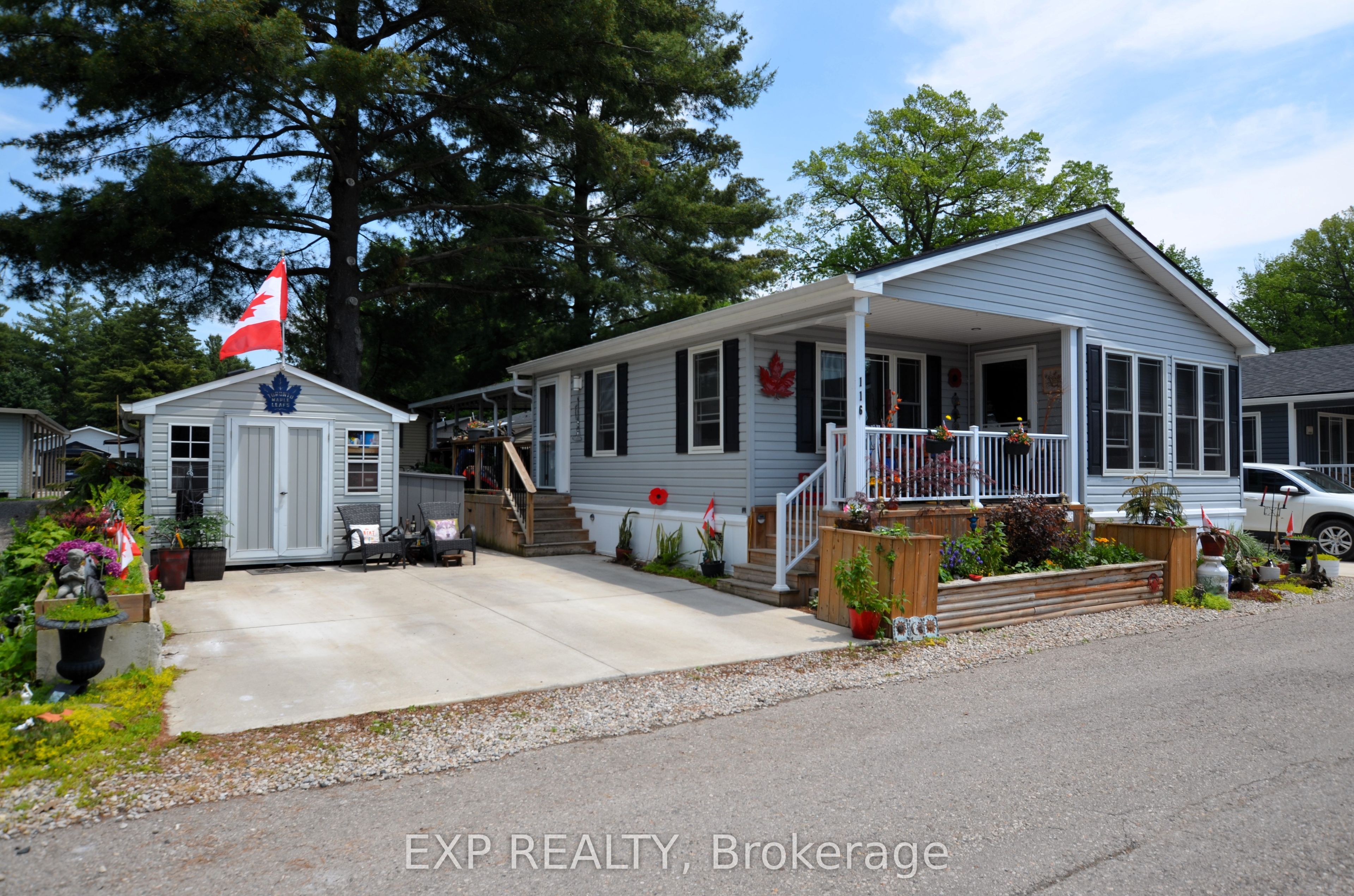 22790 Amiens Road 116 Property Photo 1