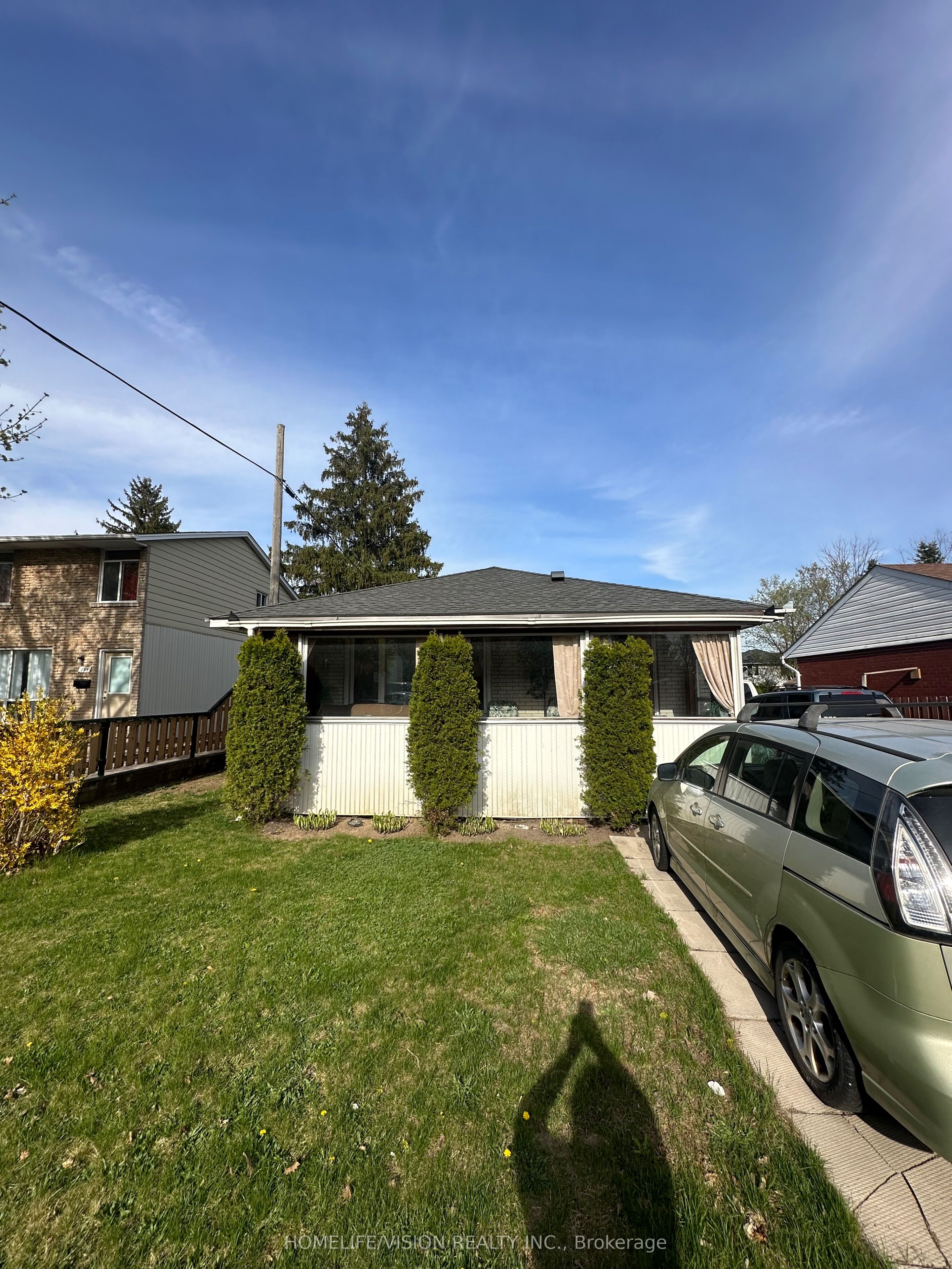 195 Sekura Street Property Photo 1