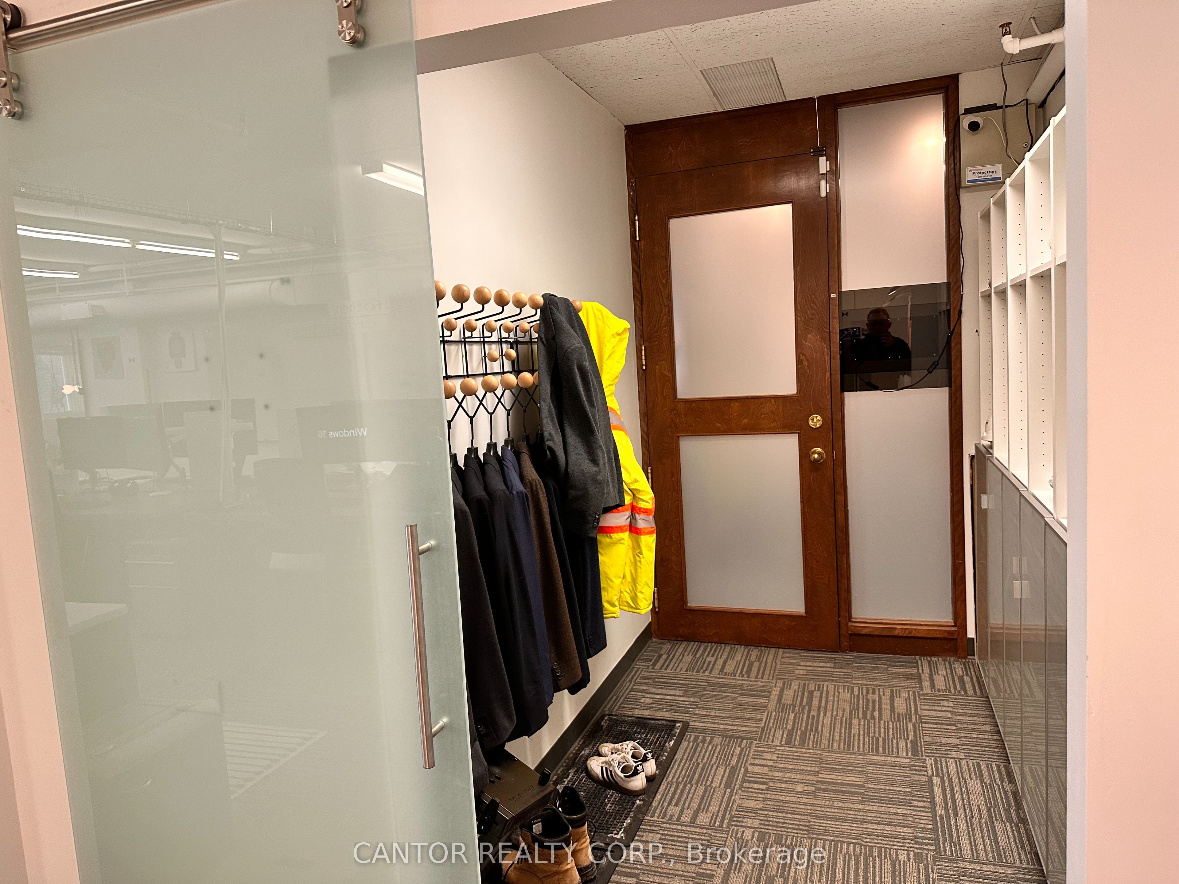 410 Bank Street 209 Property Photo 4