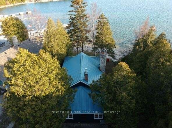 131 Bay St Property Photo 1
