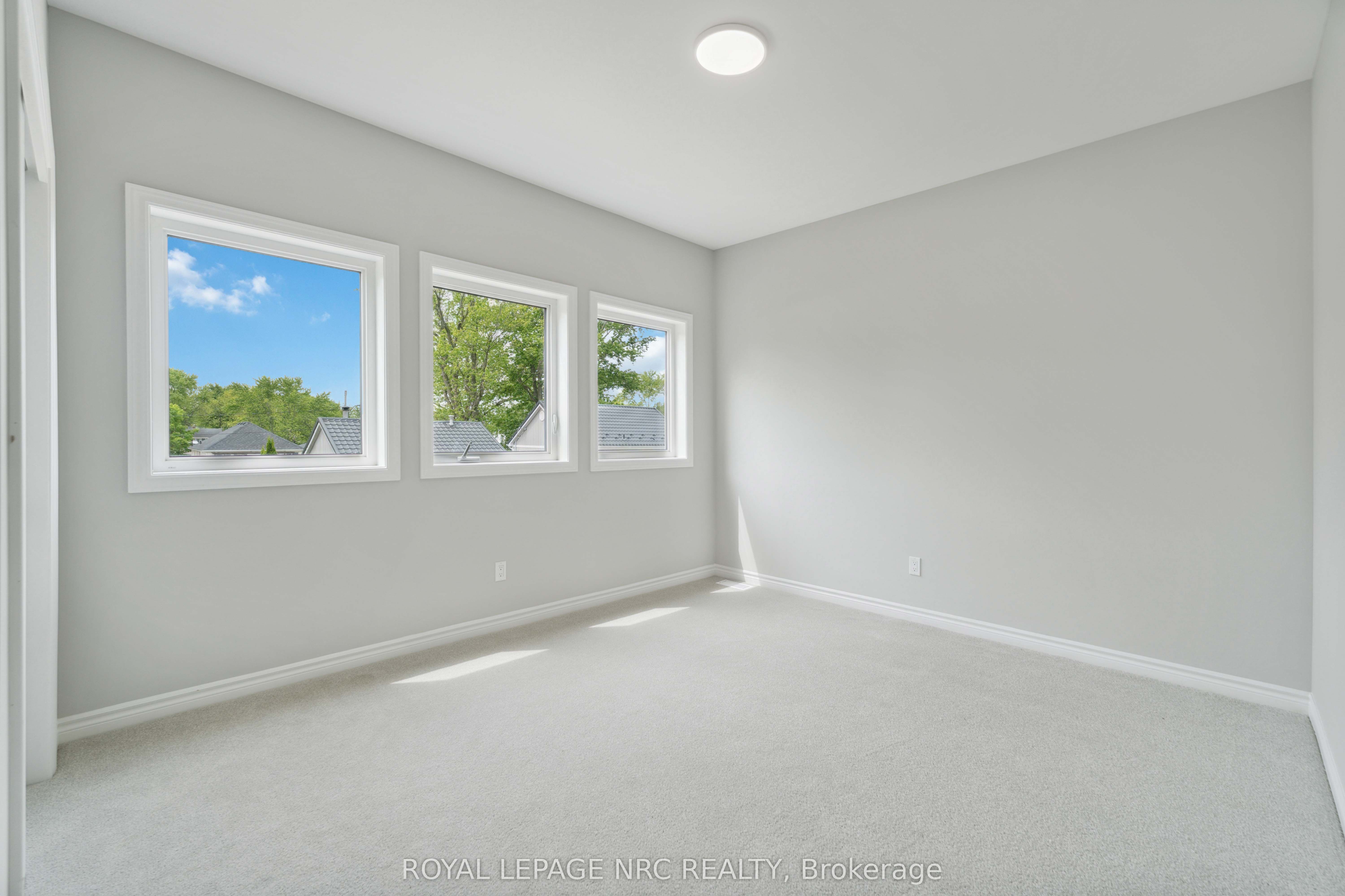 71 Superior Street Property Photo 17