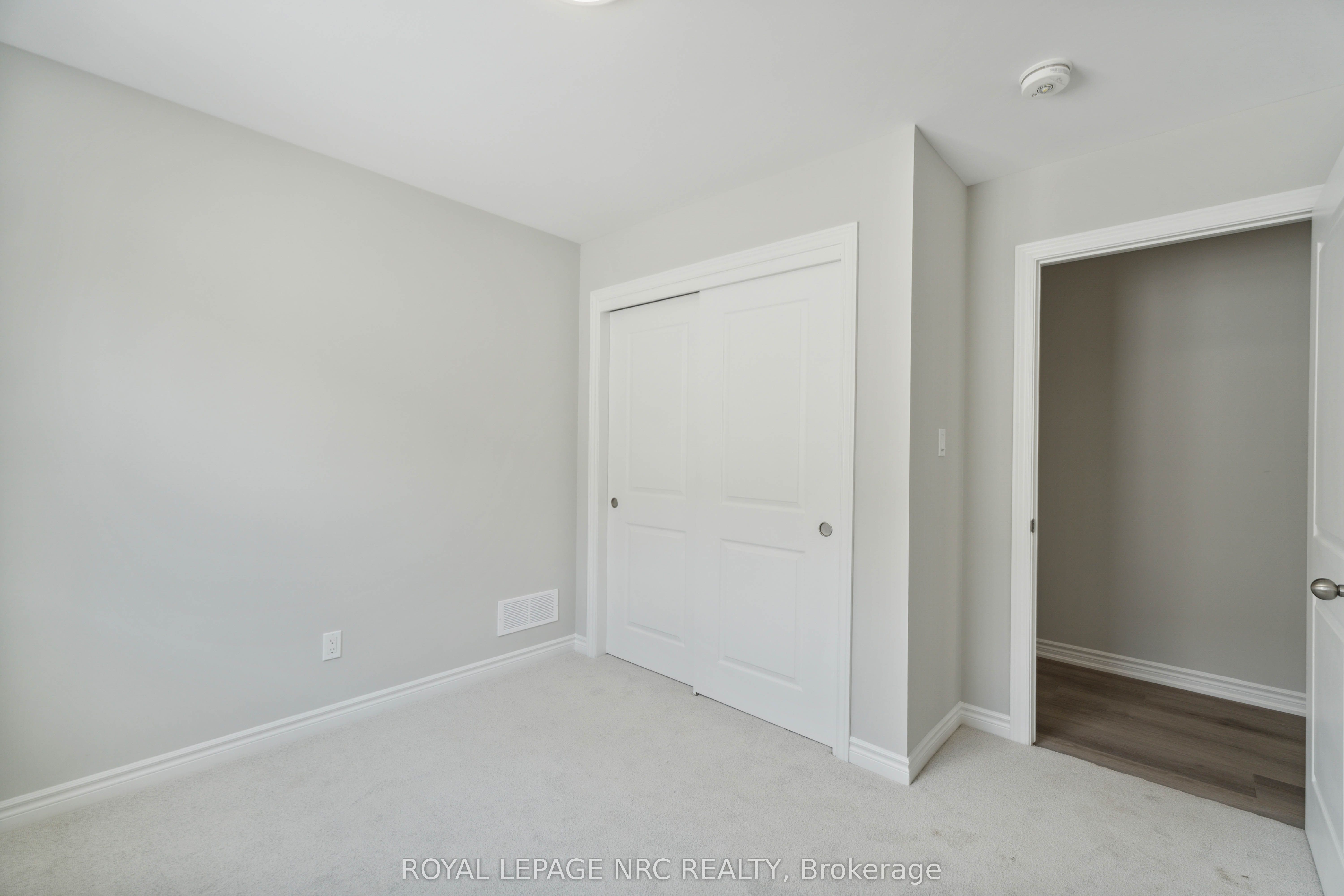 71 Superior Street Property Photo 21